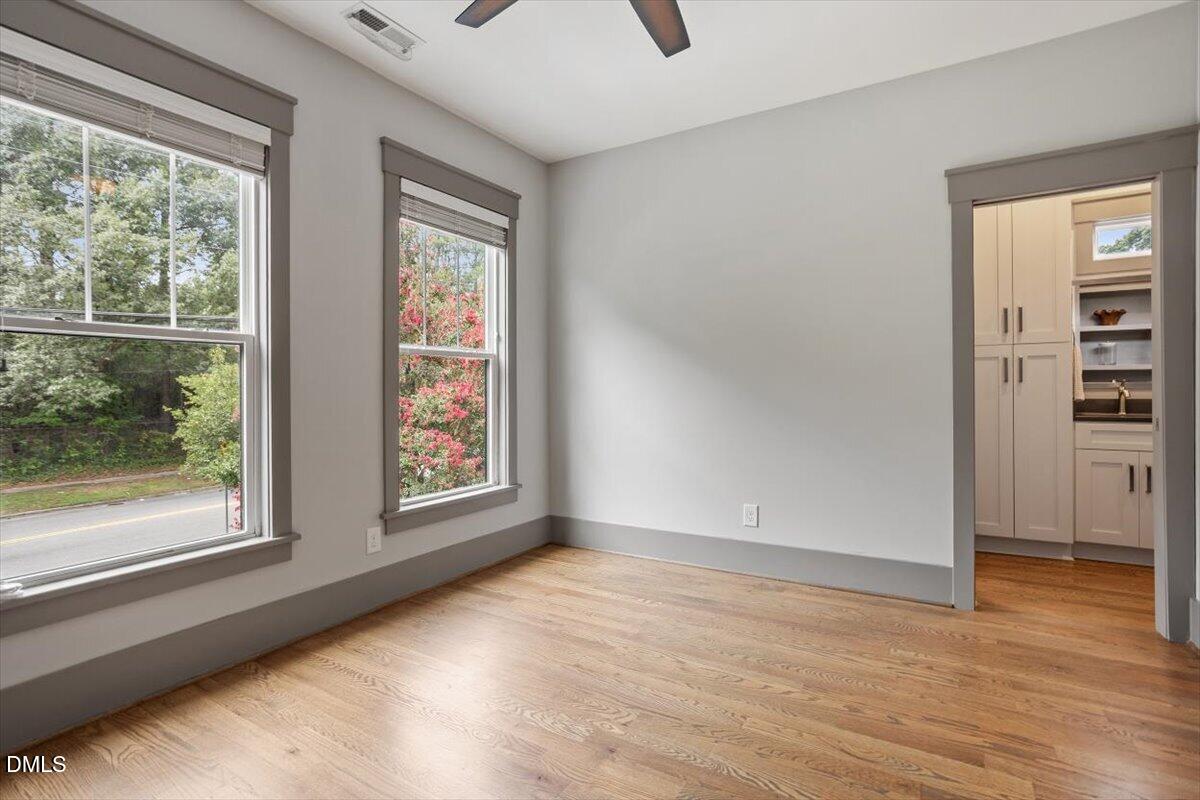807 Glascock Street Property Photo 27