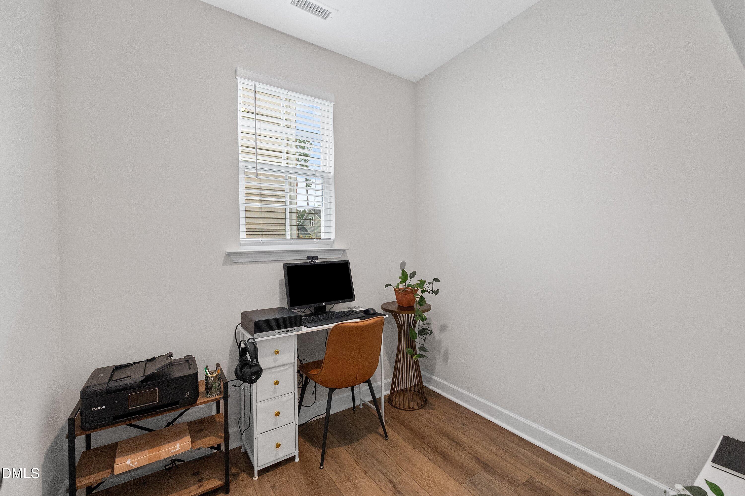 1012 Whispering Creek Court Property Photo 43