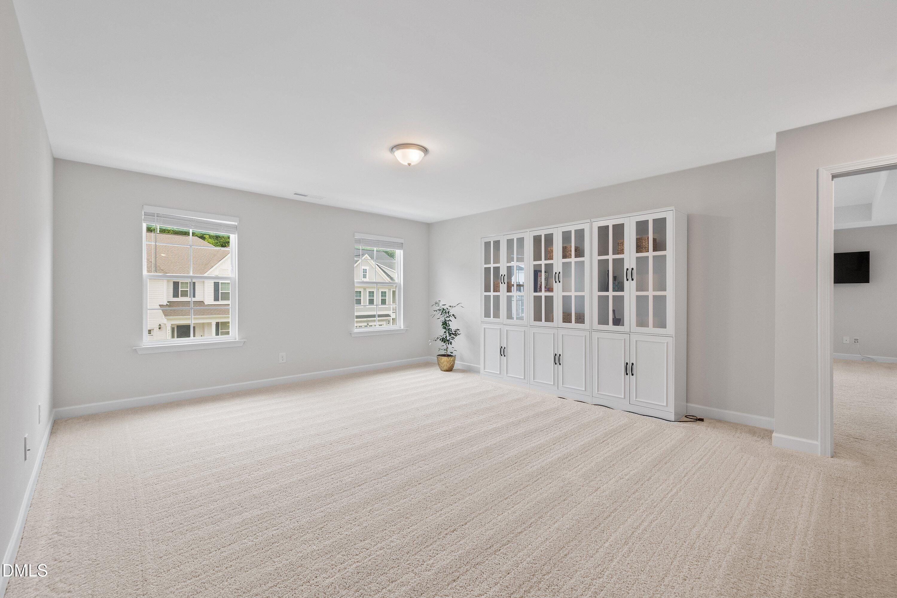 1012 Whispering Creek Court Property Photo 46