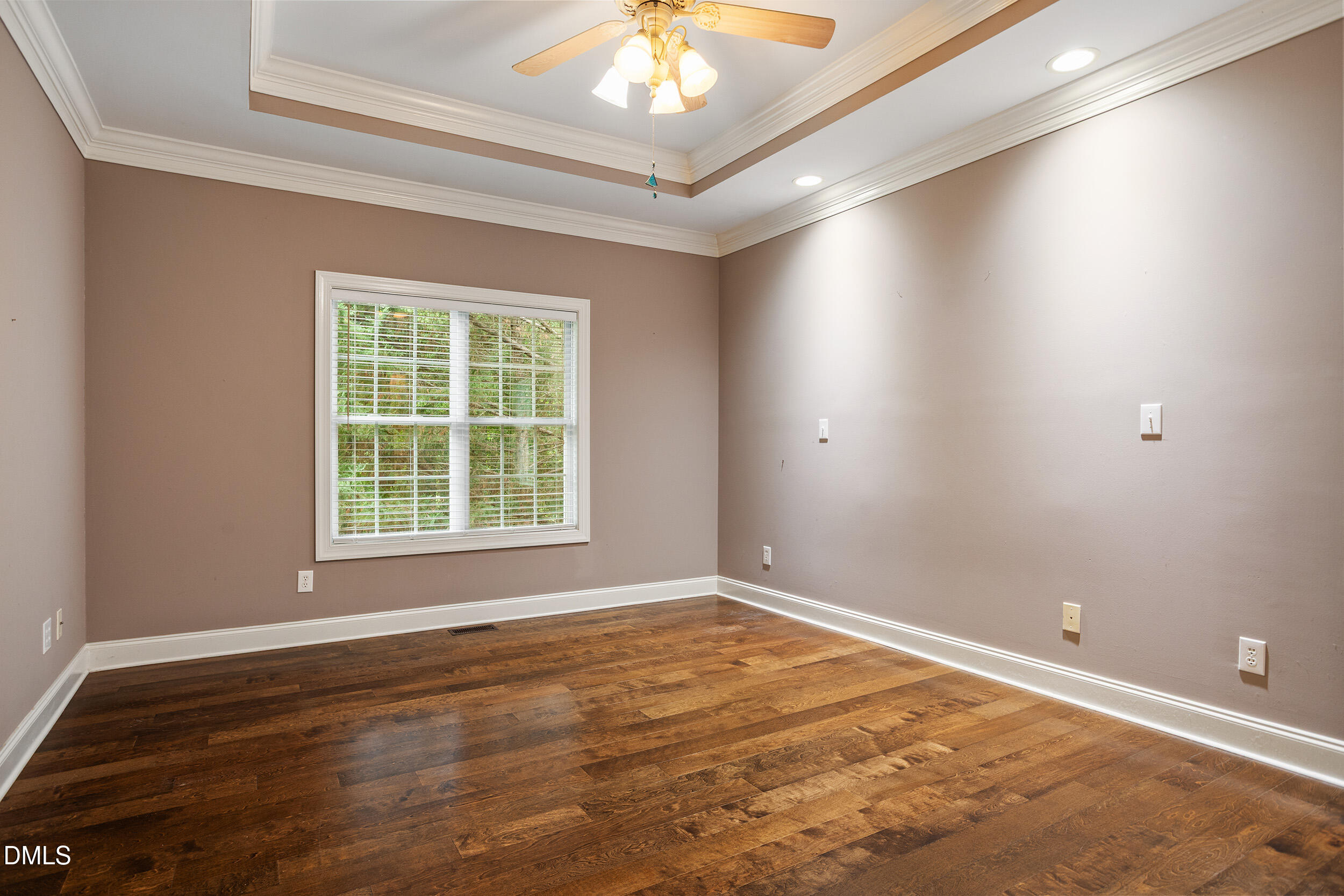 1408 Hall Boulevard Property Photo 14