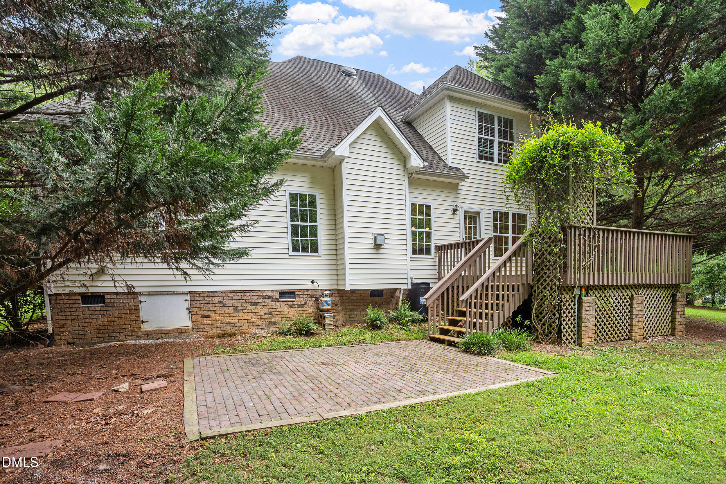 1408 Hall Boulevard Property Photo 26