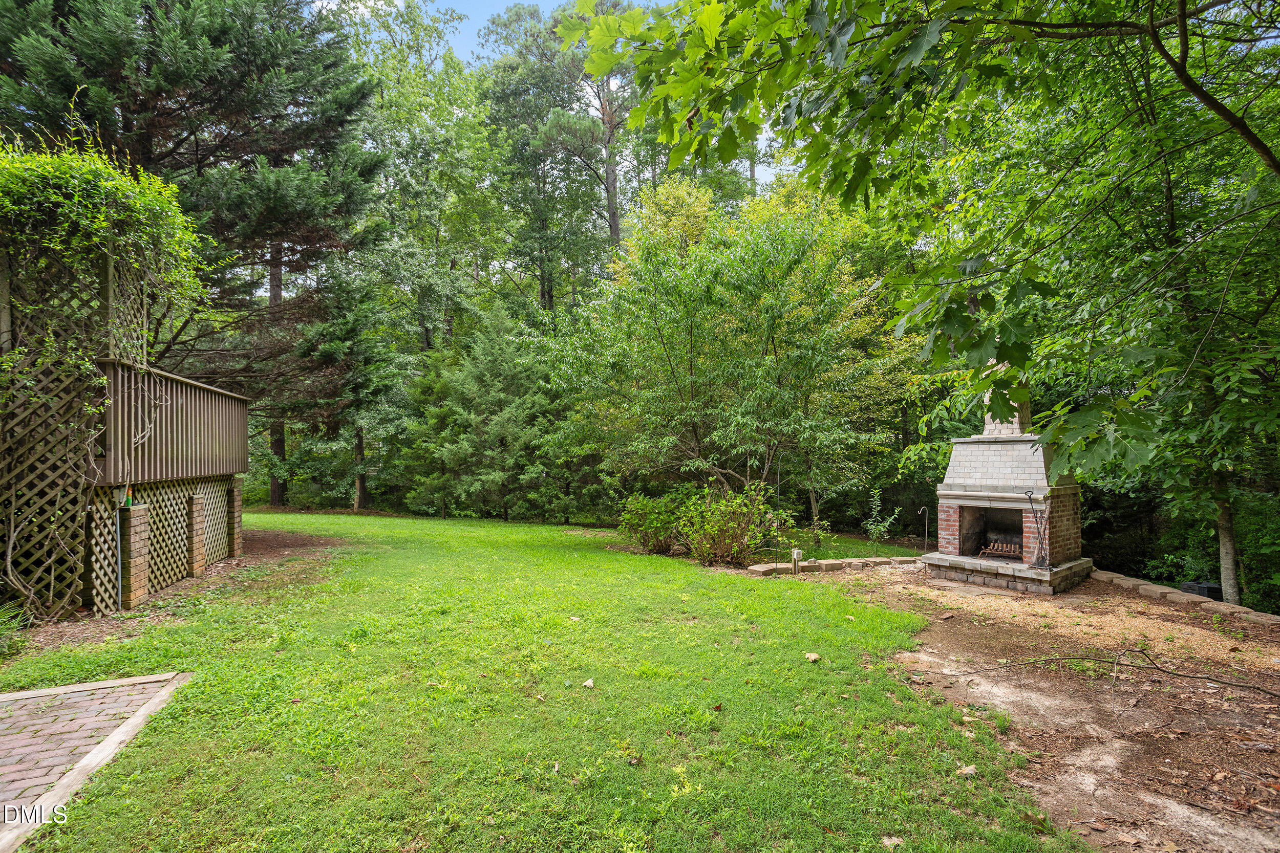 1408 Hall Boulevard Property Photo 28