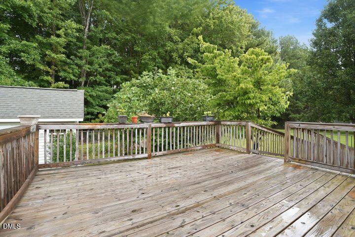 3532 Shadow Ridge Road N Property Photo 33