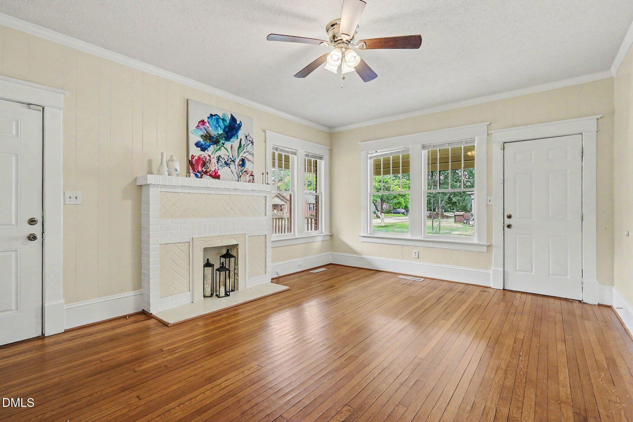 633 Eastern Avenue Property Photo 4