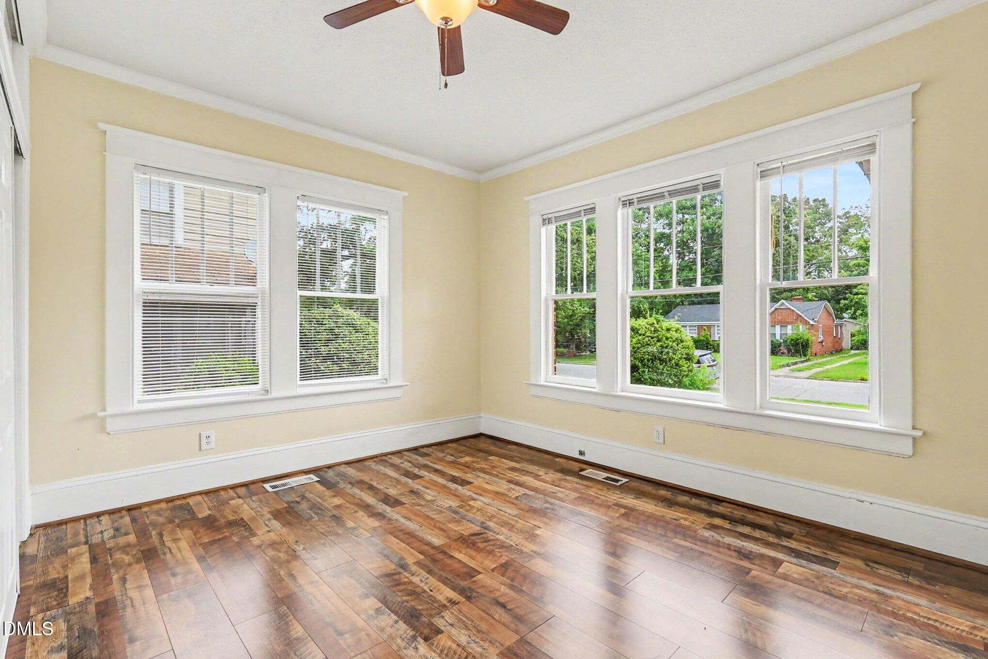 633 Eastern Avenue Property Photo 12