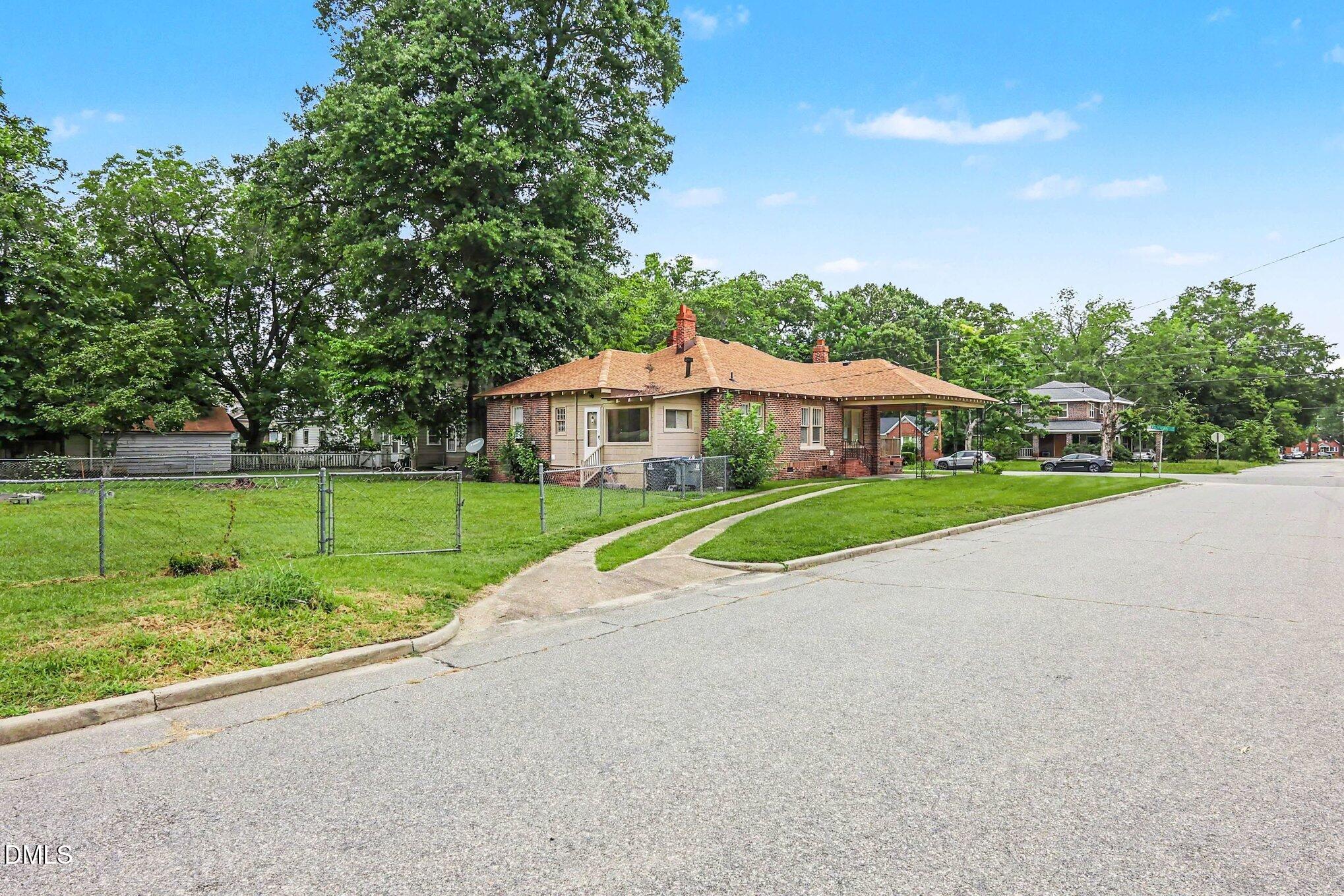 633 Eastern Avenue Property Photo 16