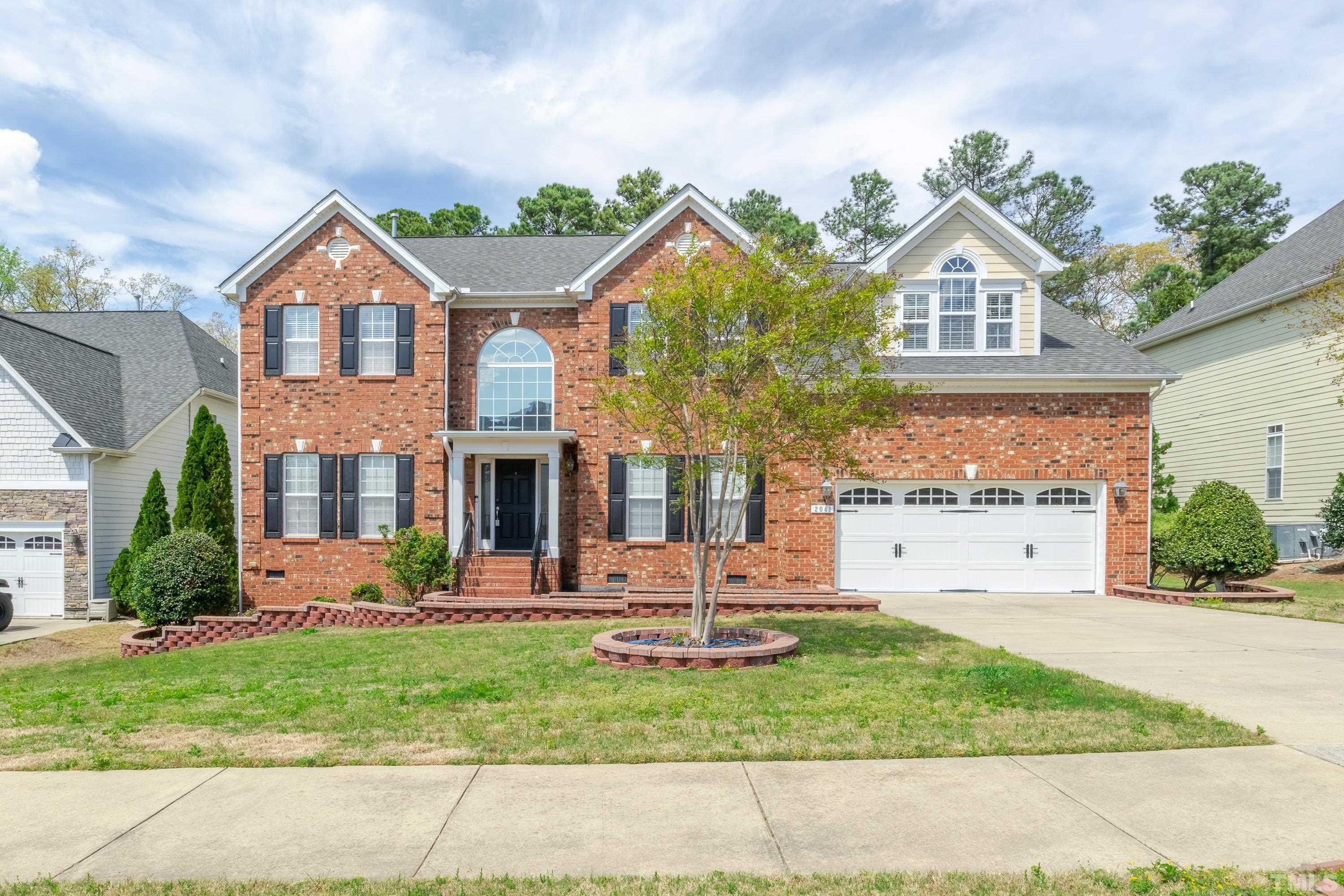 2041 Jadewood Drive Property Photo 1