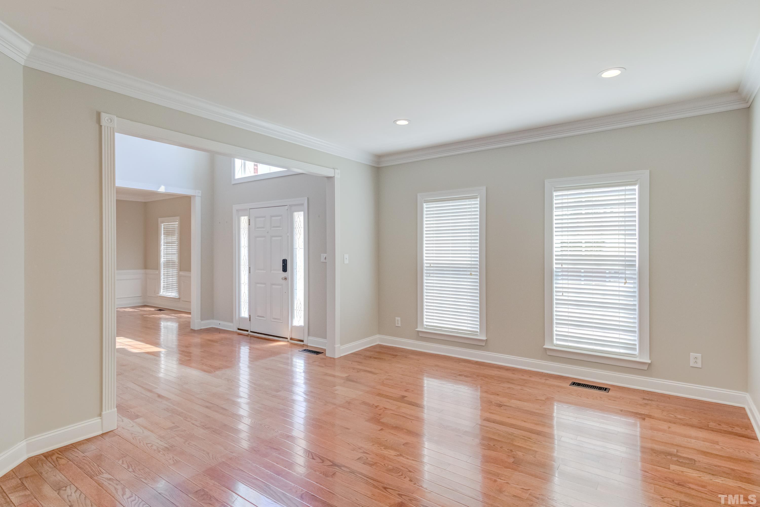 2041 Jadewood Drive Property Photo 13