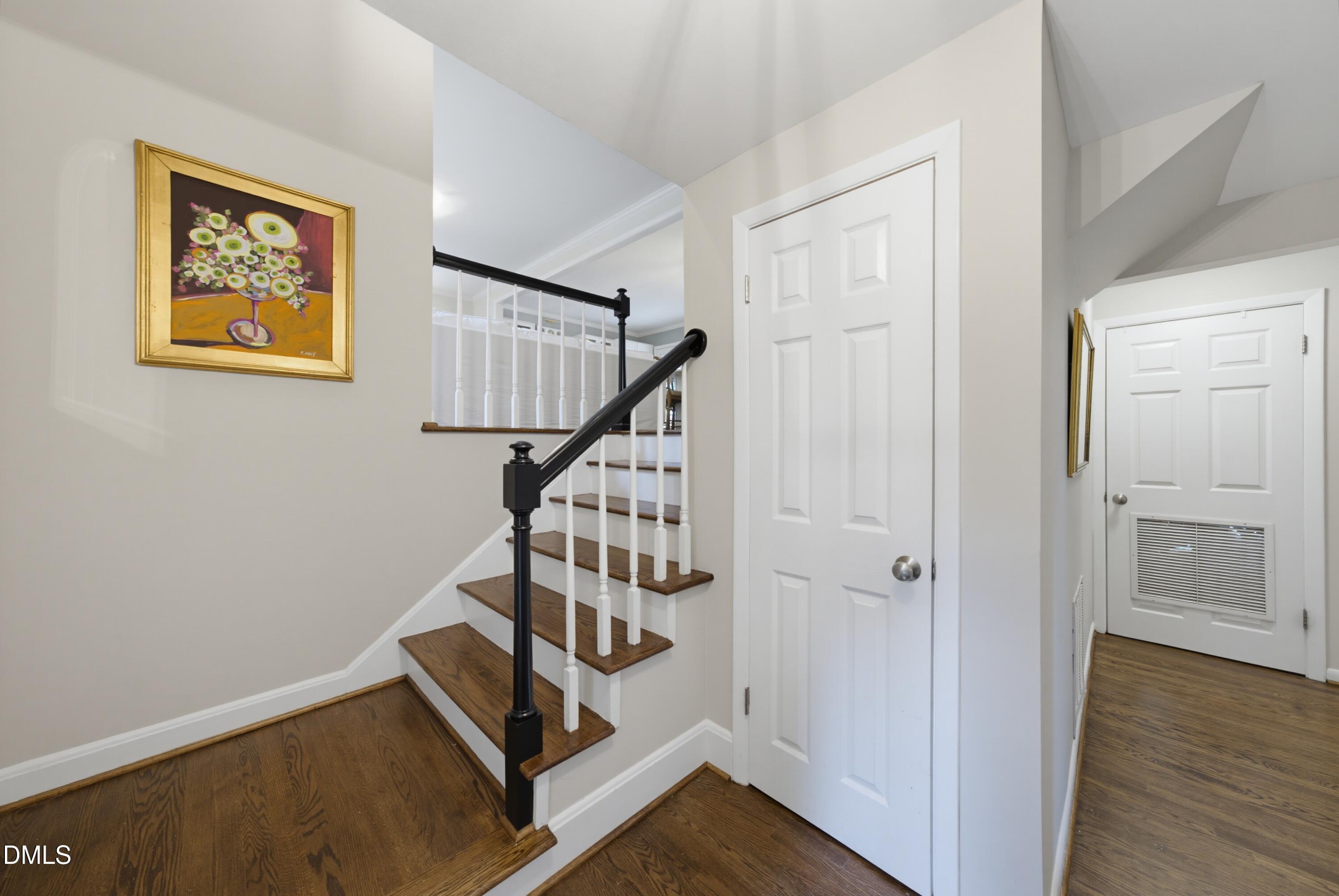 419 E Rowan Street Property Photo 10