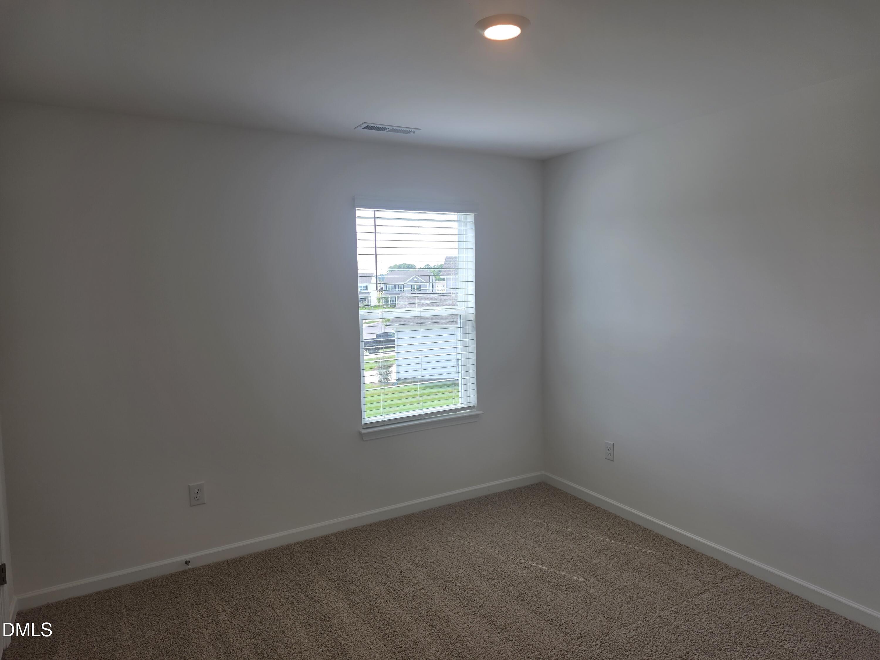 1853 Fighting Bull Drive Property Photo 5