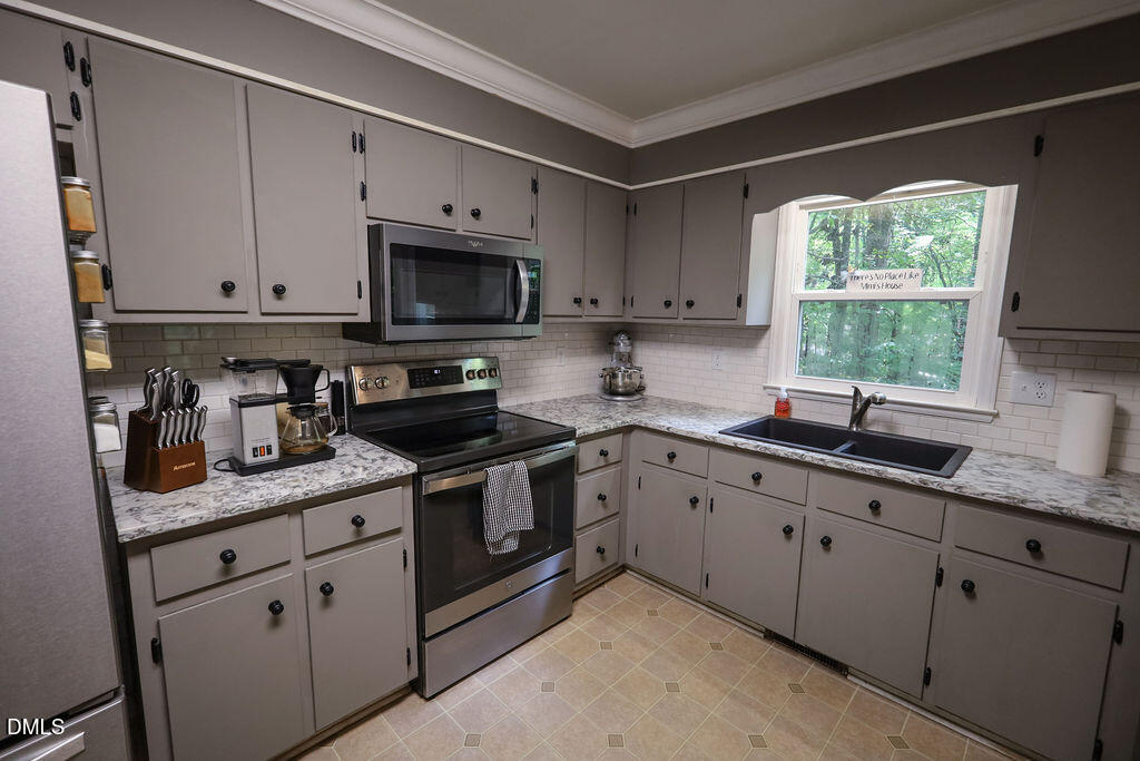 2013 Fox Den Property Photo 11