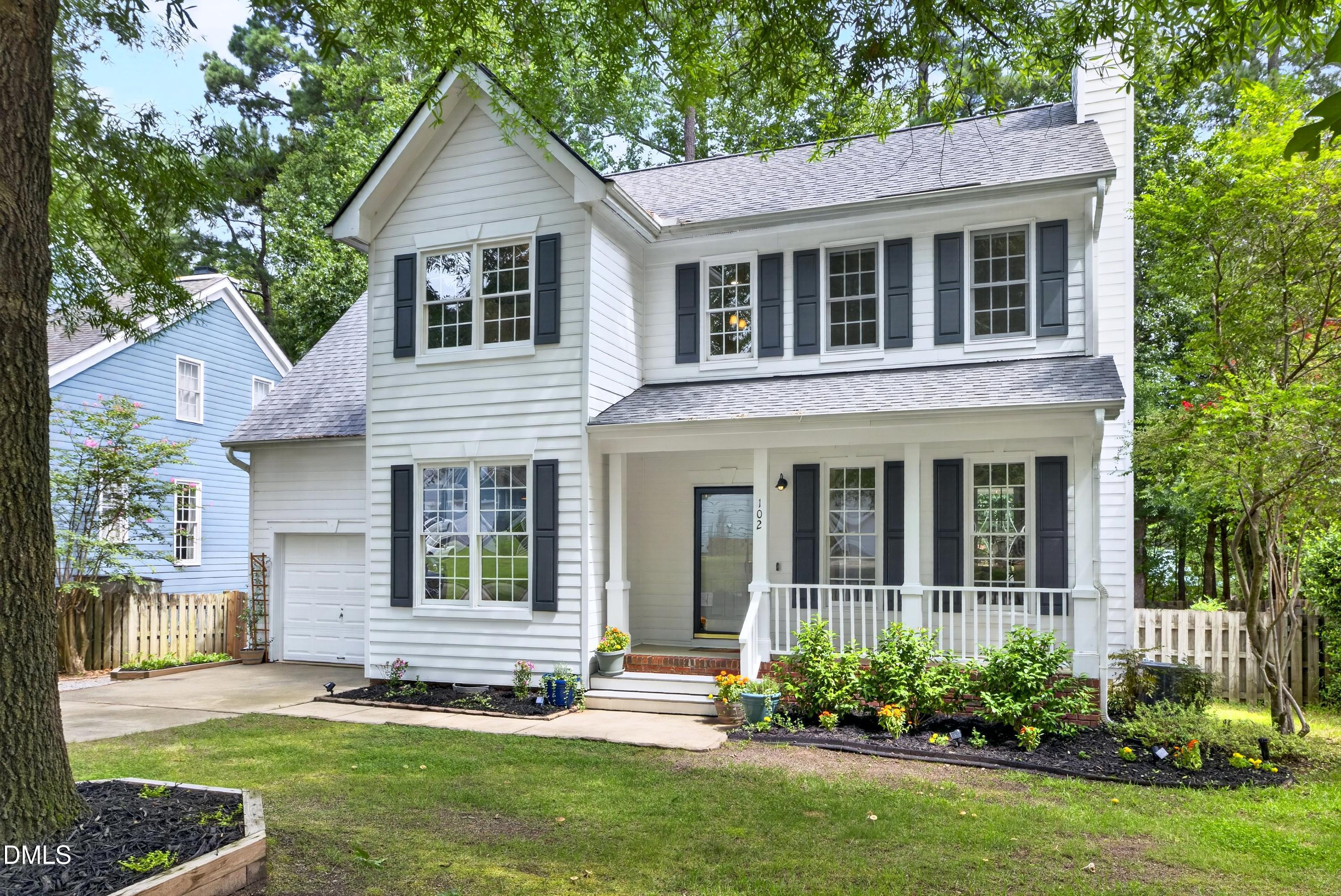 102 Unaka Court Property Photo 1