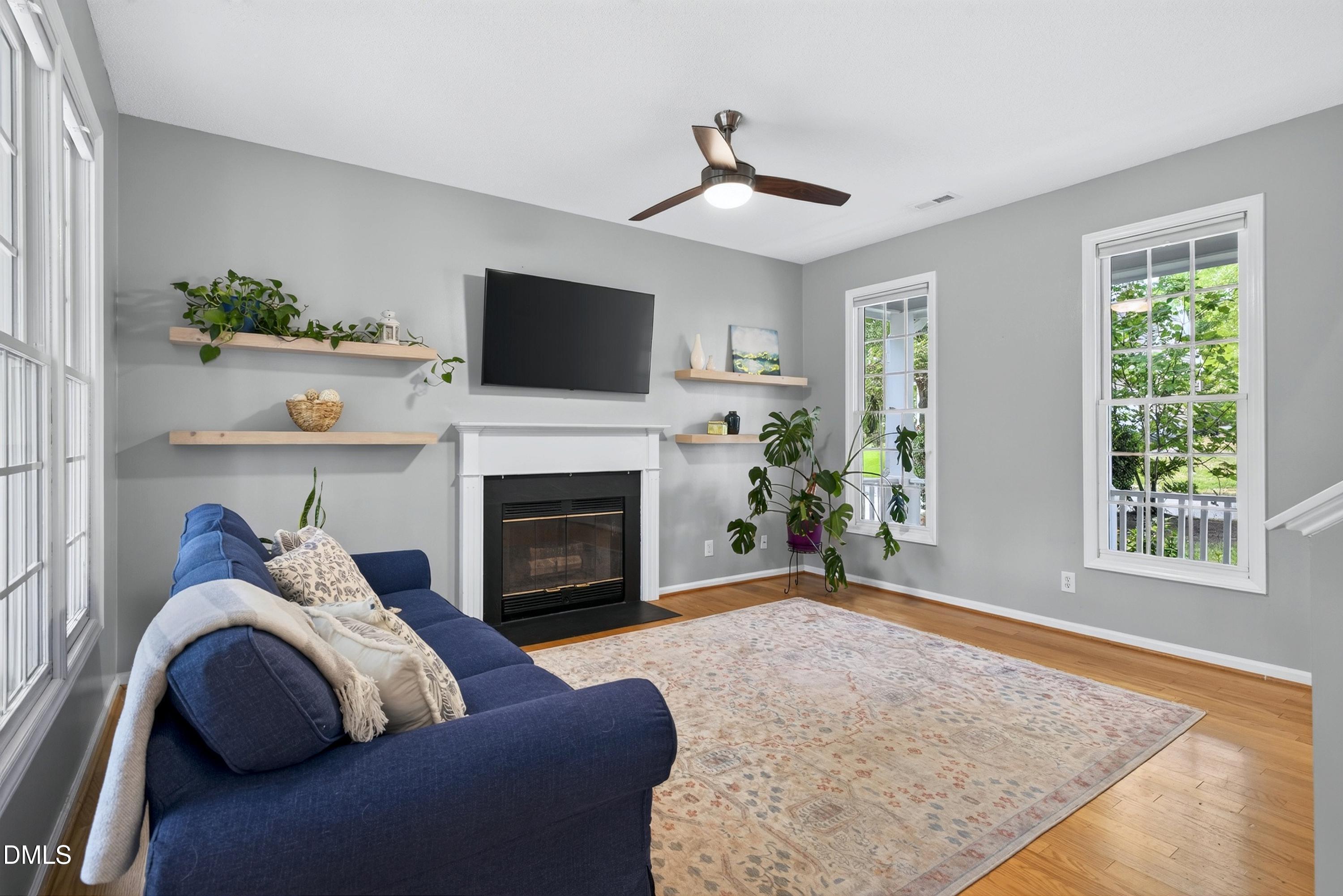 102 Unaka Court Property Photo 2