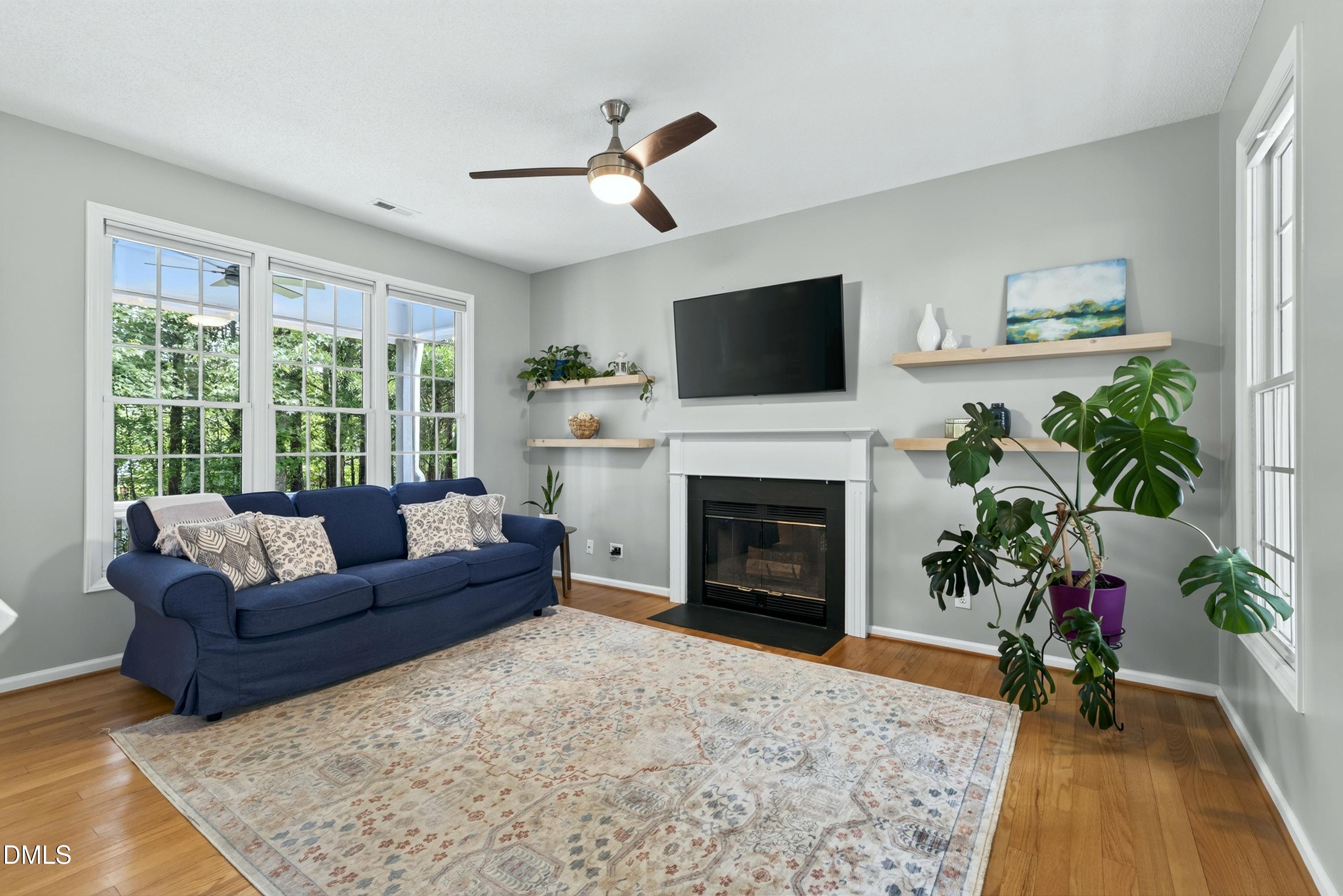 102 Unaka Court Property Photo 3