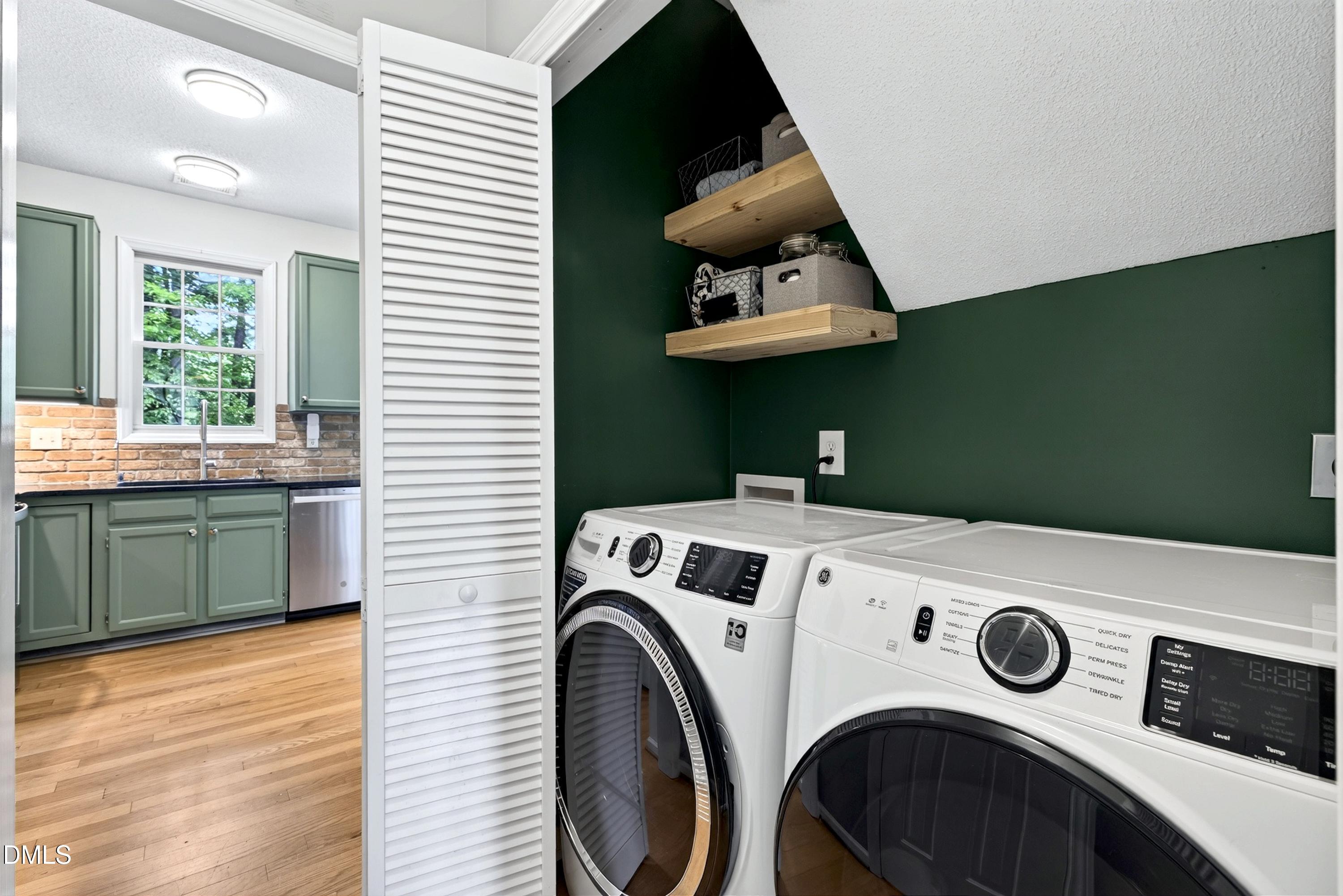 102 Unaka Court Property Photo 13