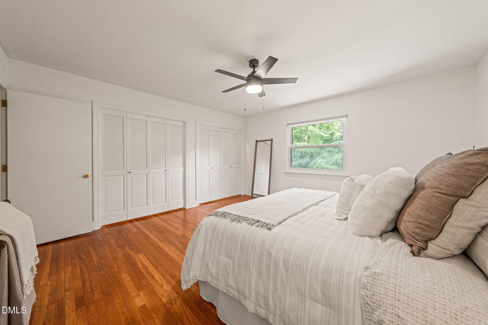 3525 Hope Valley Road Property Photo 14