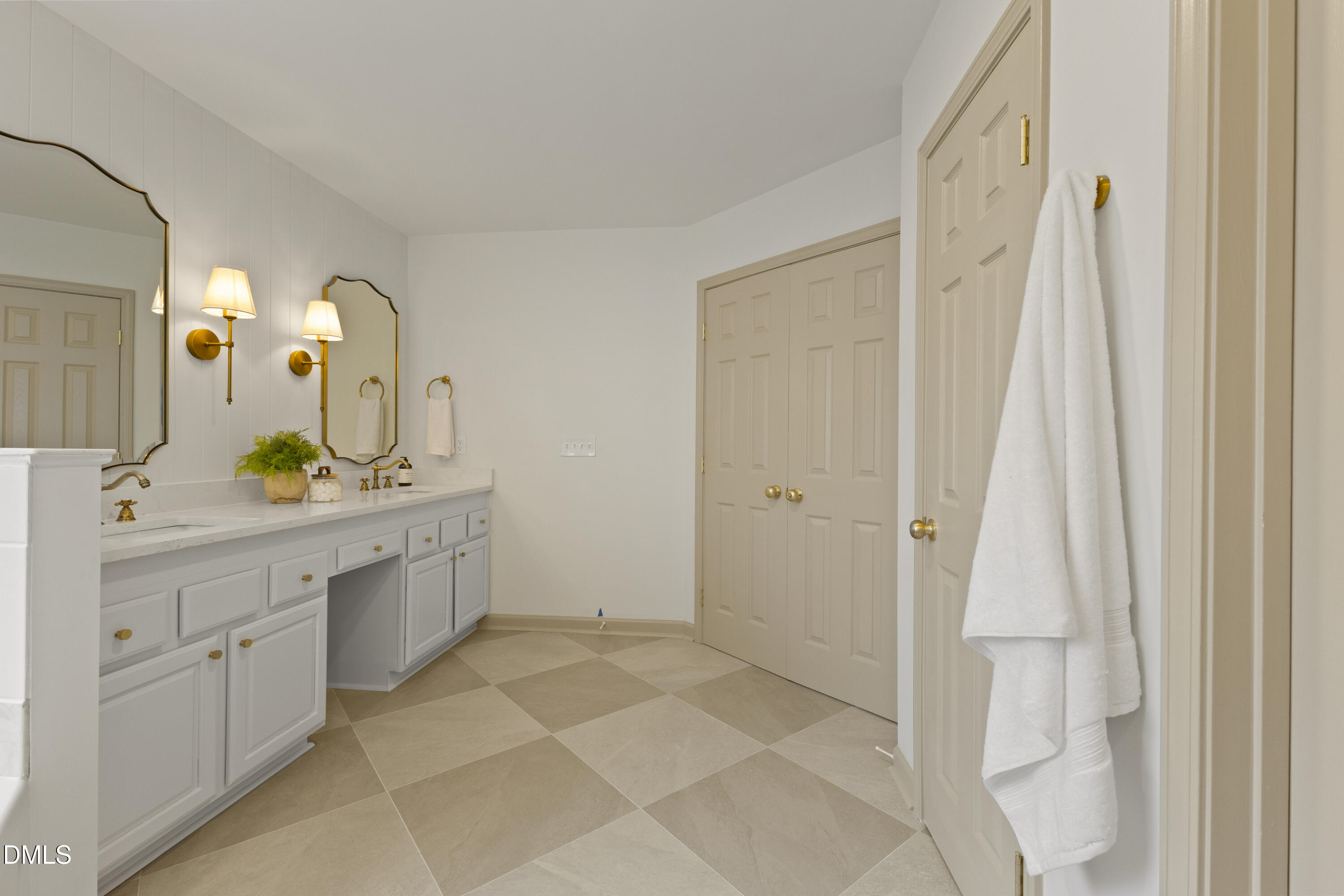 2900 Northop Court Property Photo 45