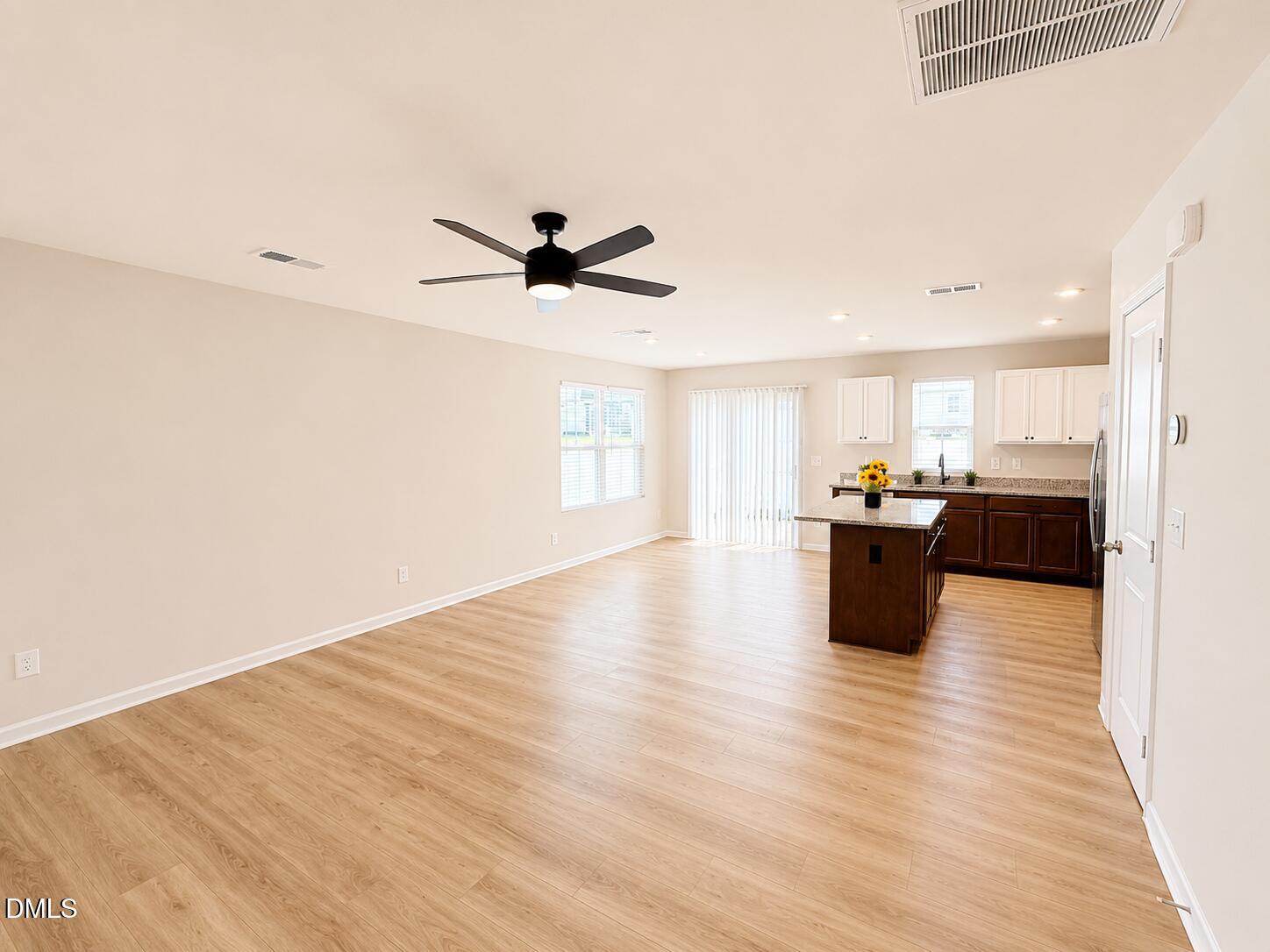 6858 Tarik Lane Property Photo 5