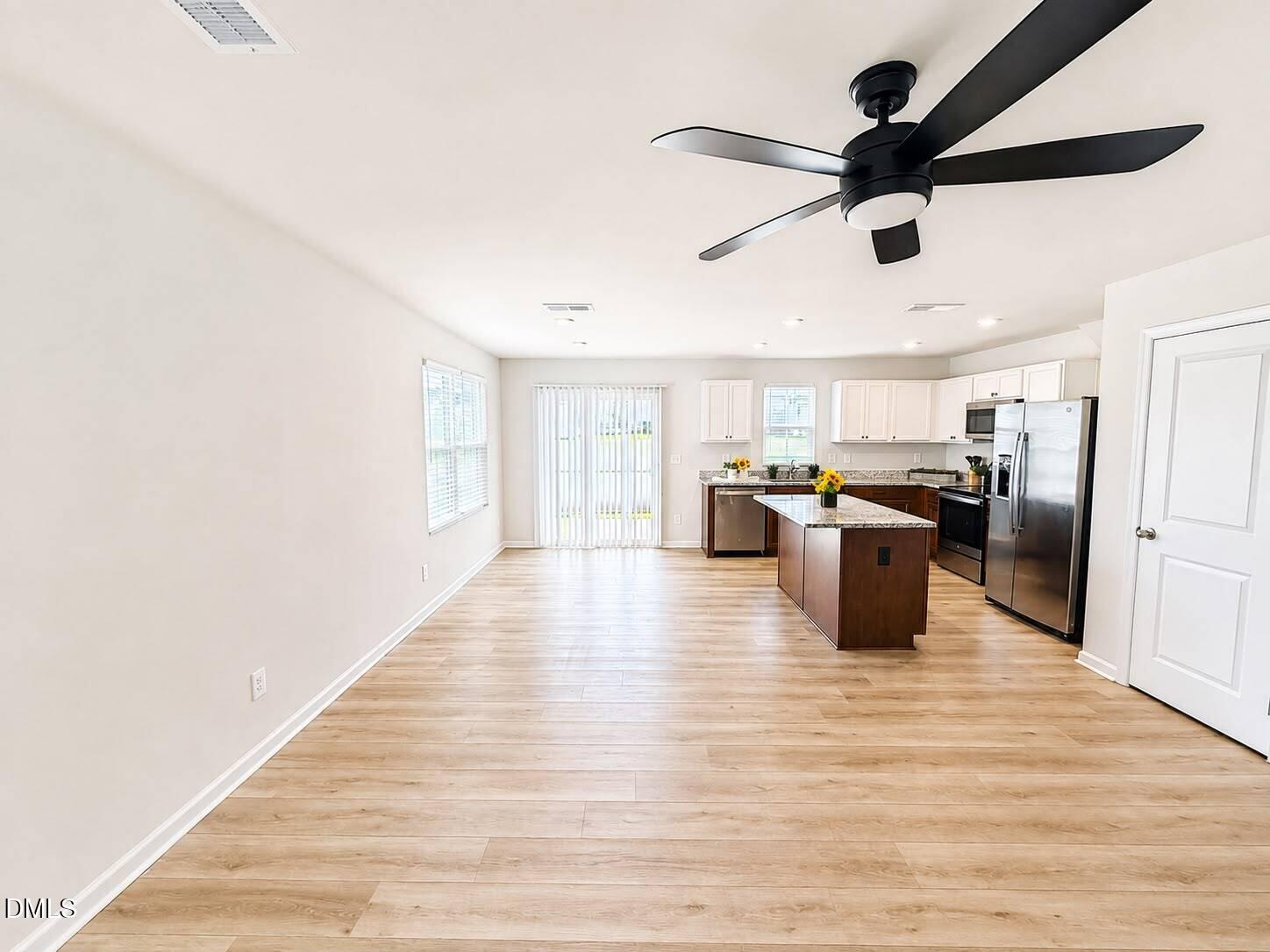 6858 Tarik Lane Property Photo 12