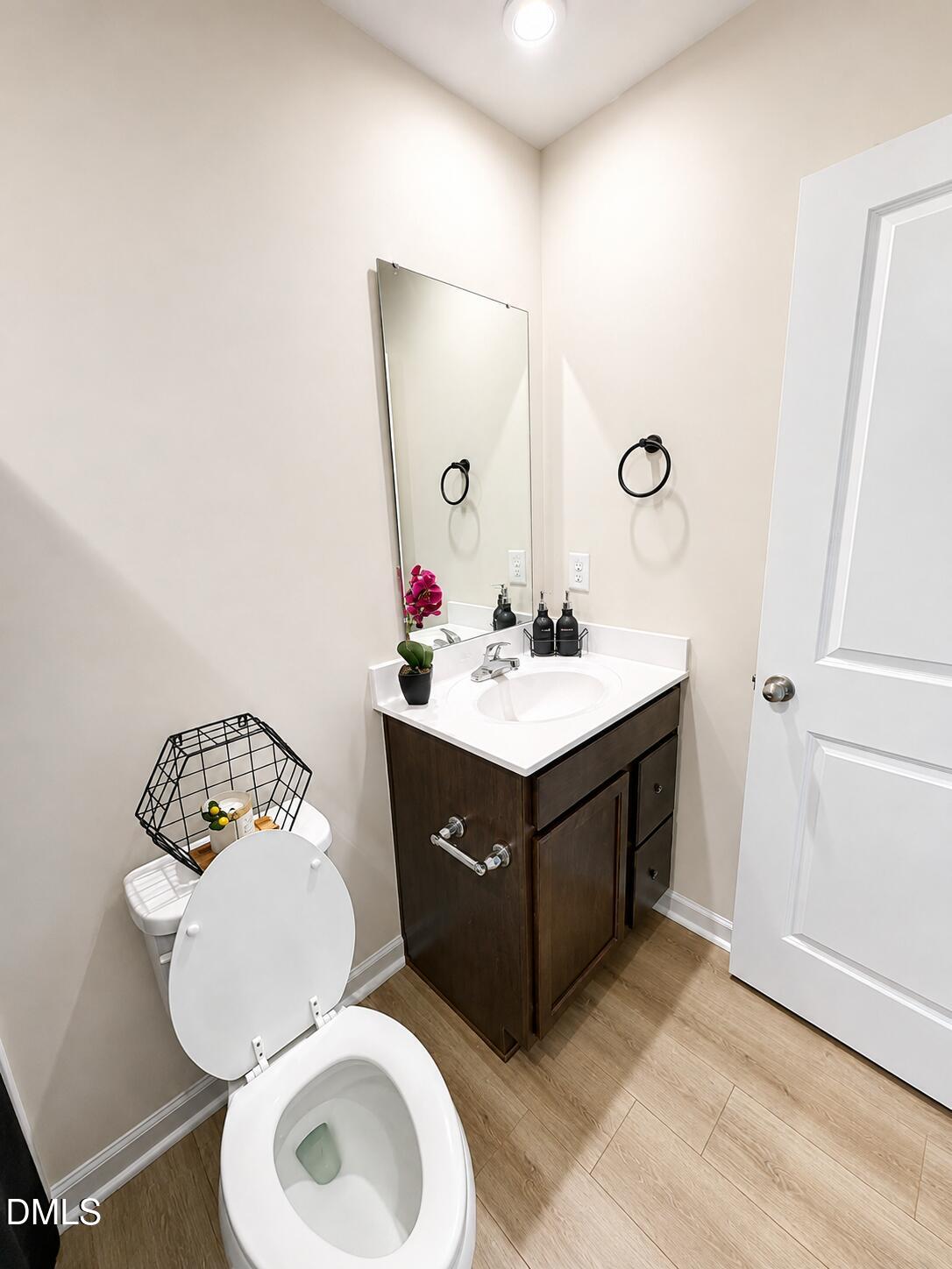 6858 Tarik Lane Property Photo 13