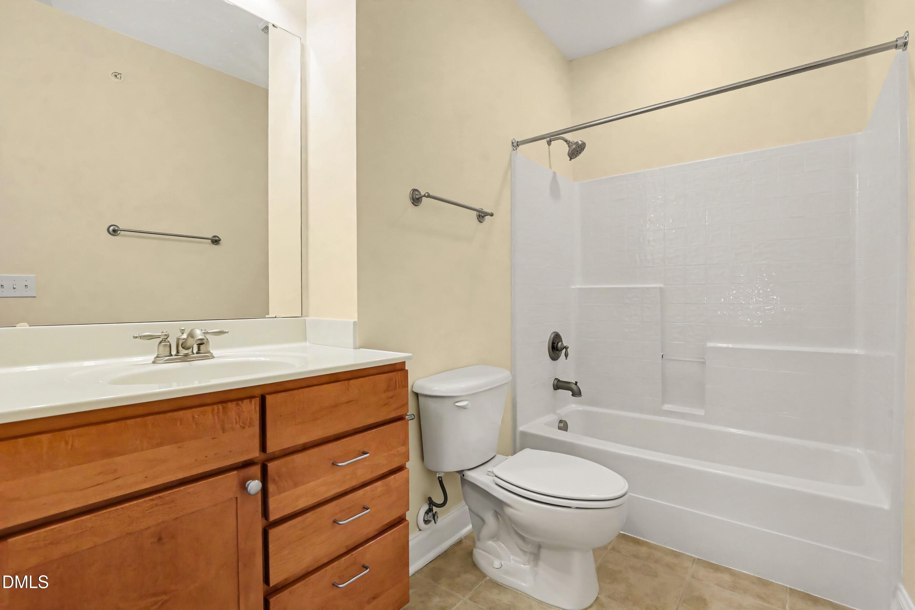 3810 Lunceston Way 301 Property Photo 24