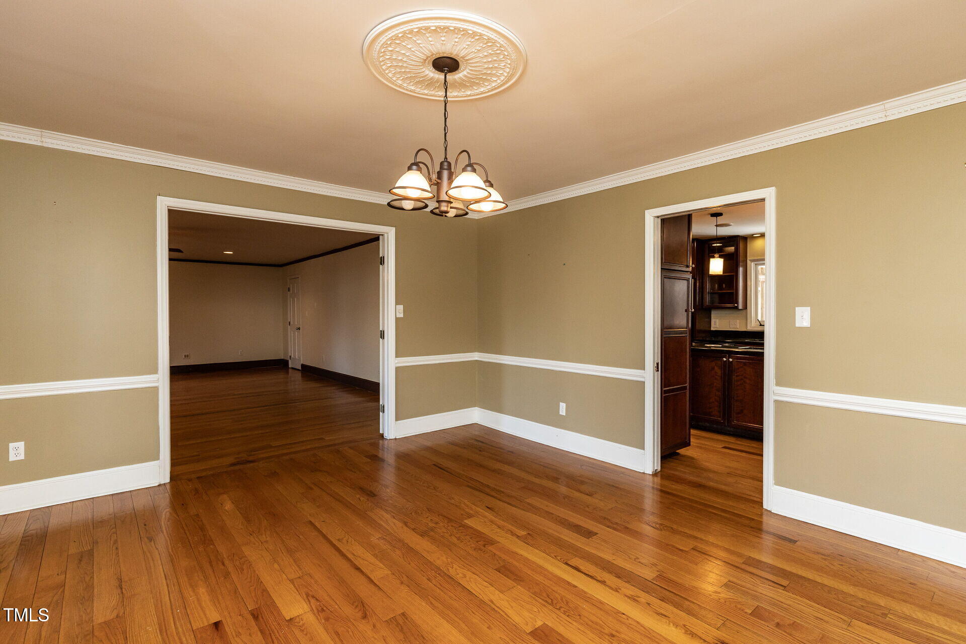 501 Queensferry Road Property Photo 7