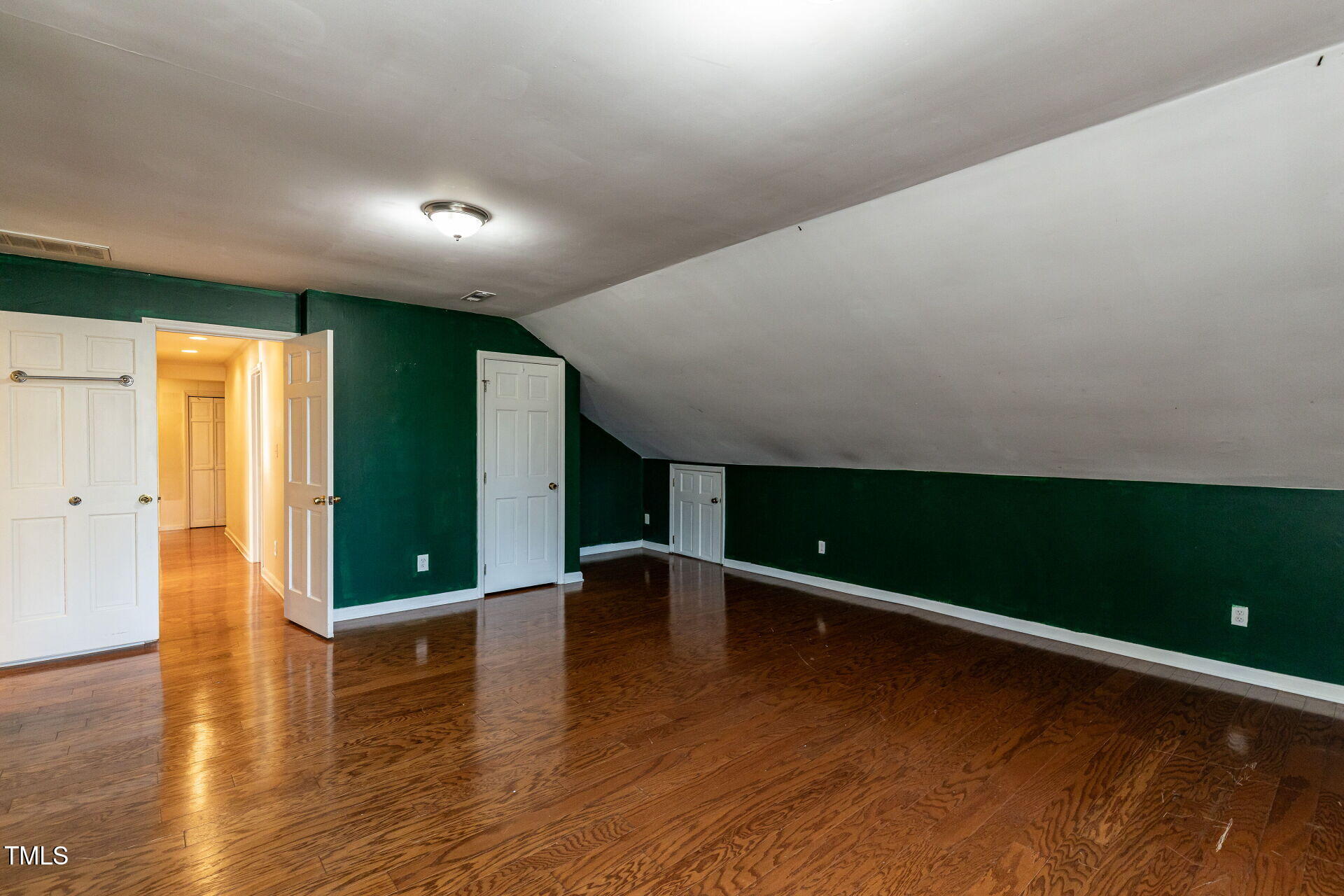 501 Queensferry Road Property Photo 32