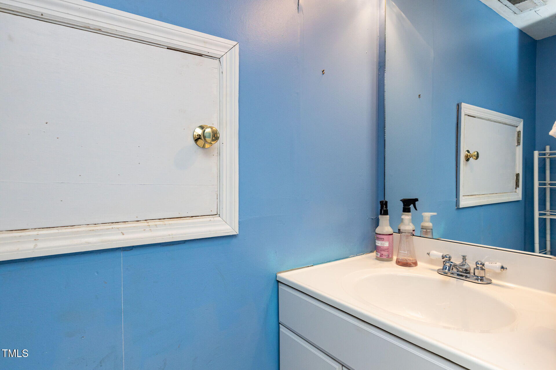 501 Queensferry Road Property Photo 38