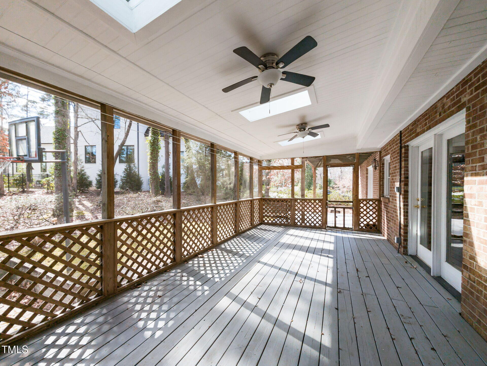501 Queensferry Road Property Photo 41