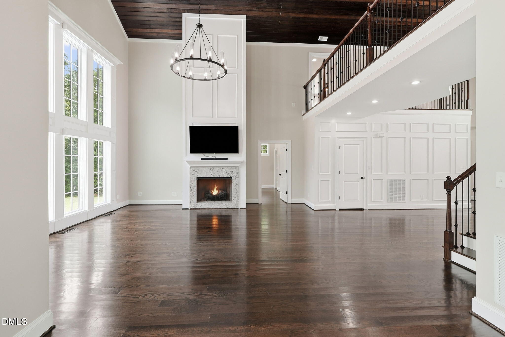 222 American Court Property Photo 13