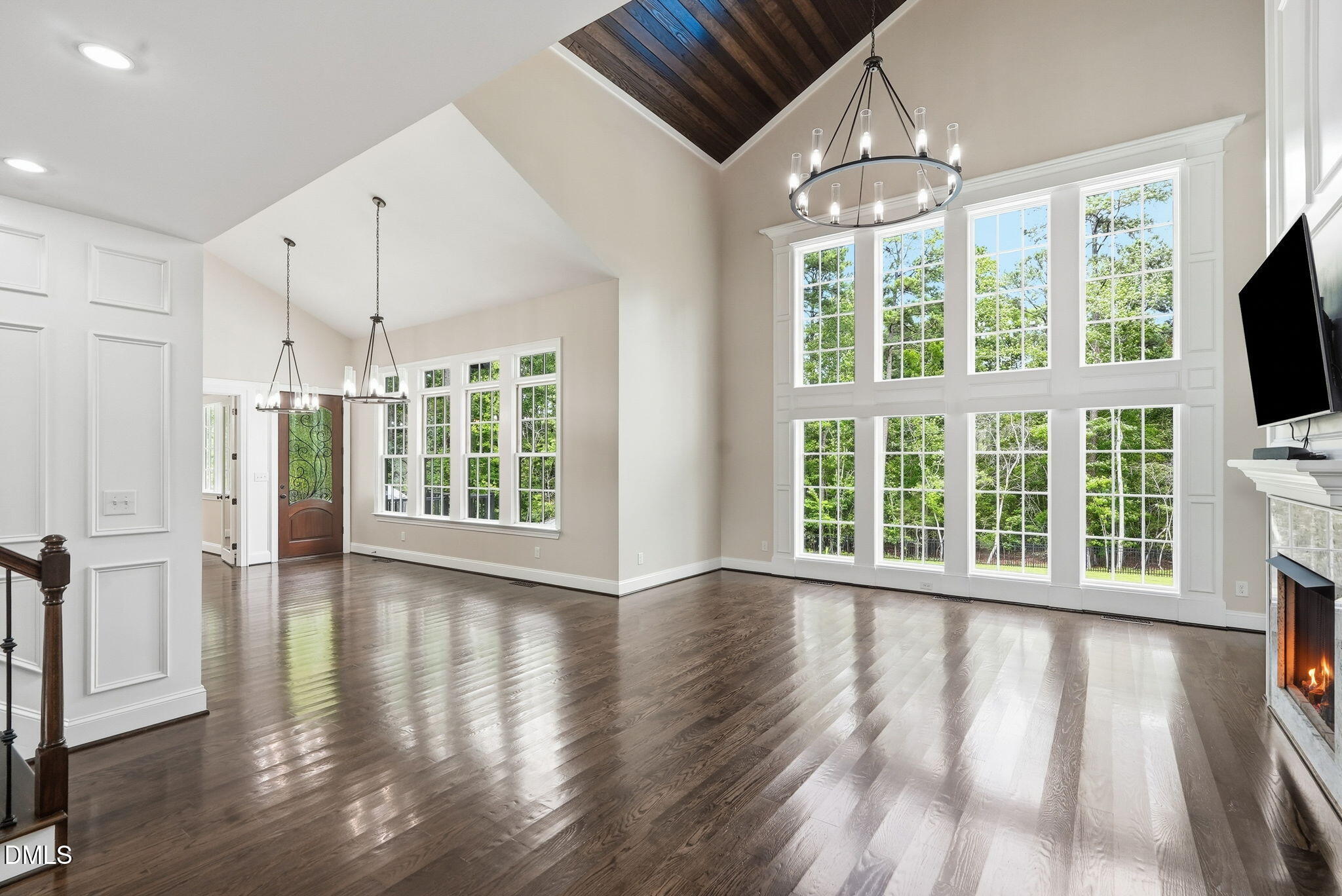 222 American Court Property Photo 16