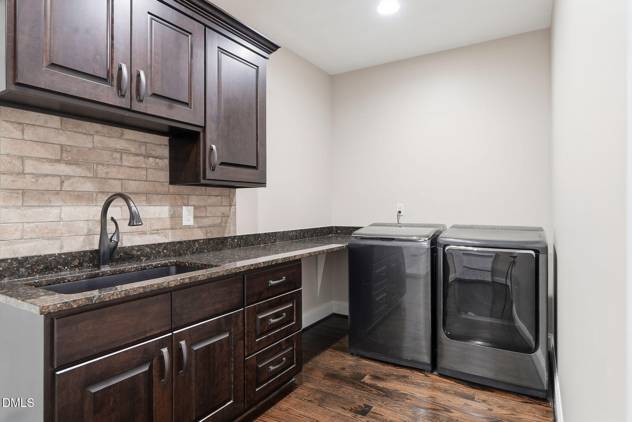 222 American Court Property Photo 33