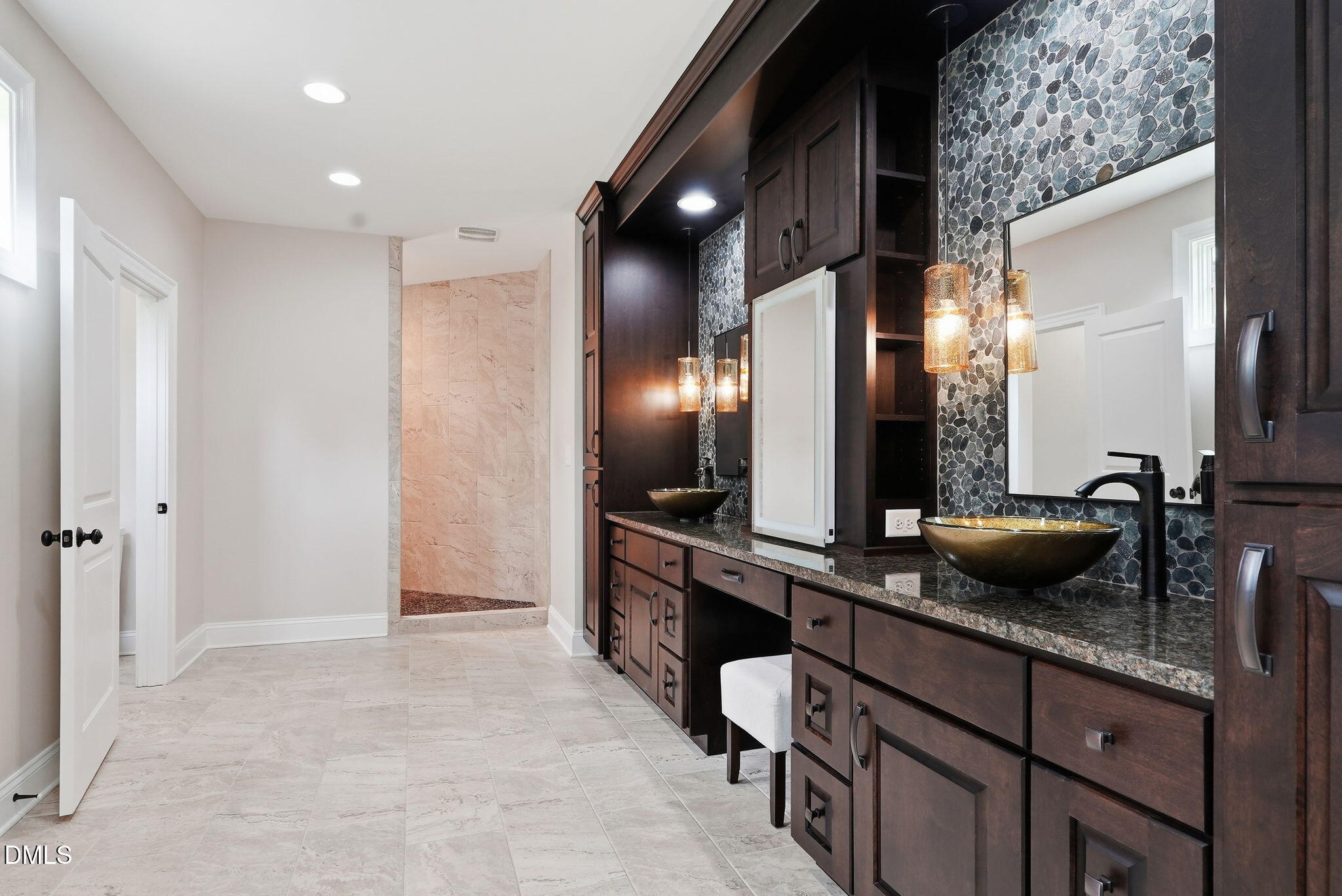 222 American Court Property Photo 45