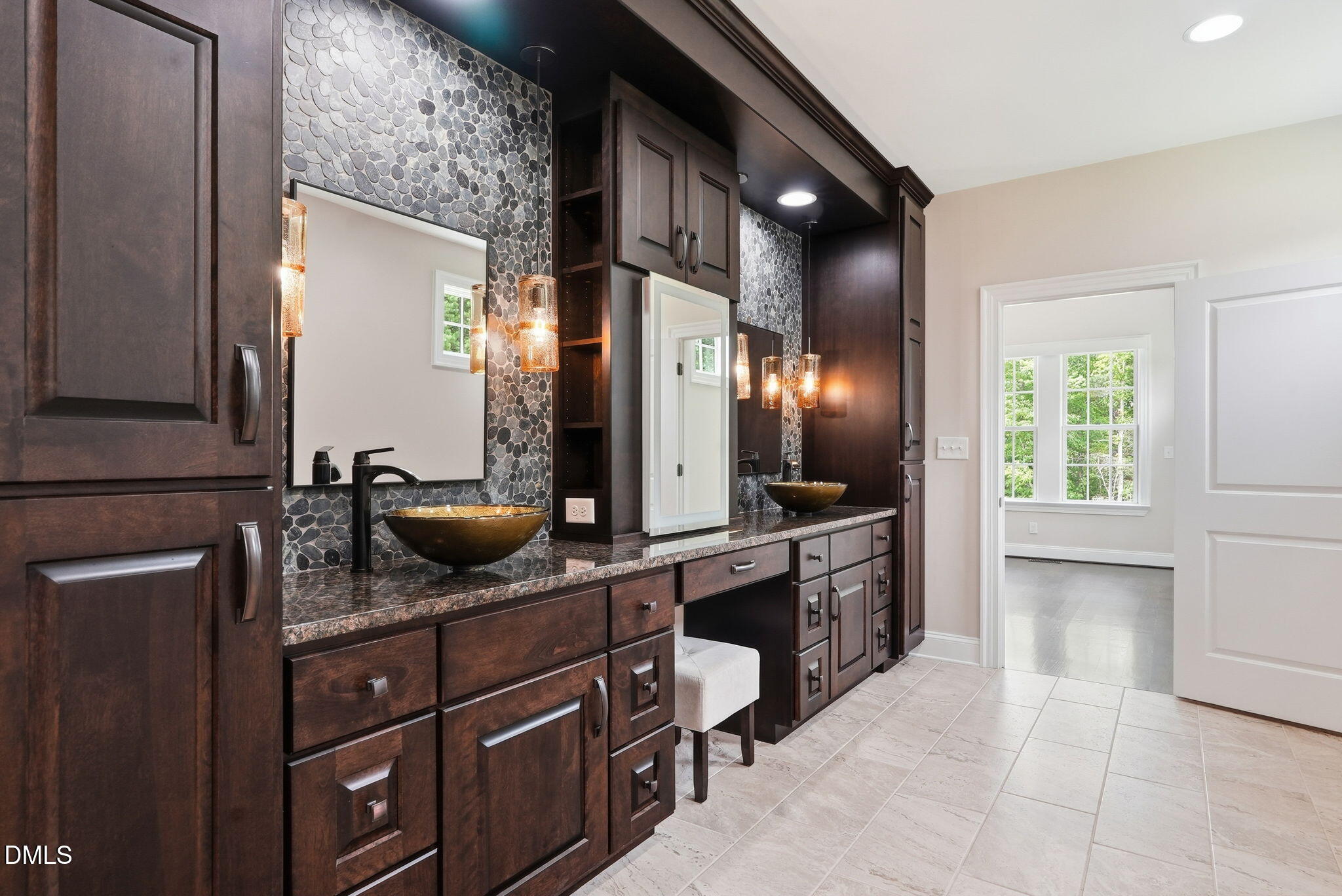 222 American Court Property Photo 46