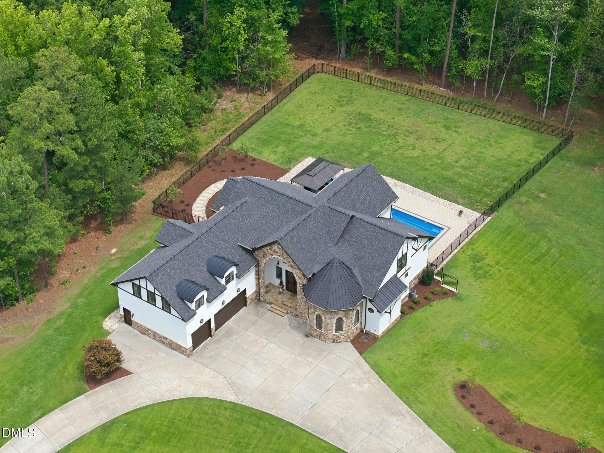 222 American Court Property Photo 91