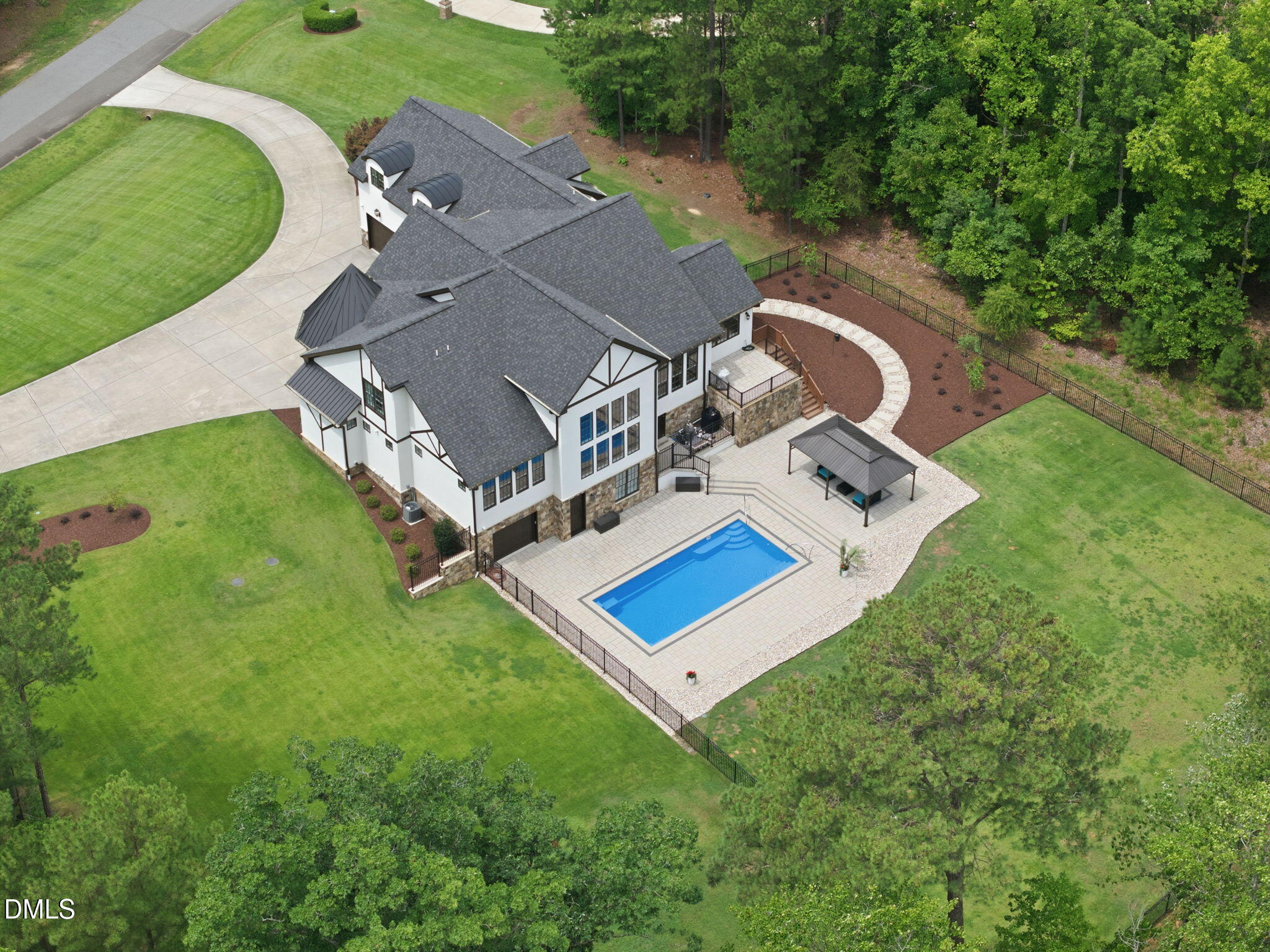 222 American Court Property Photo 92