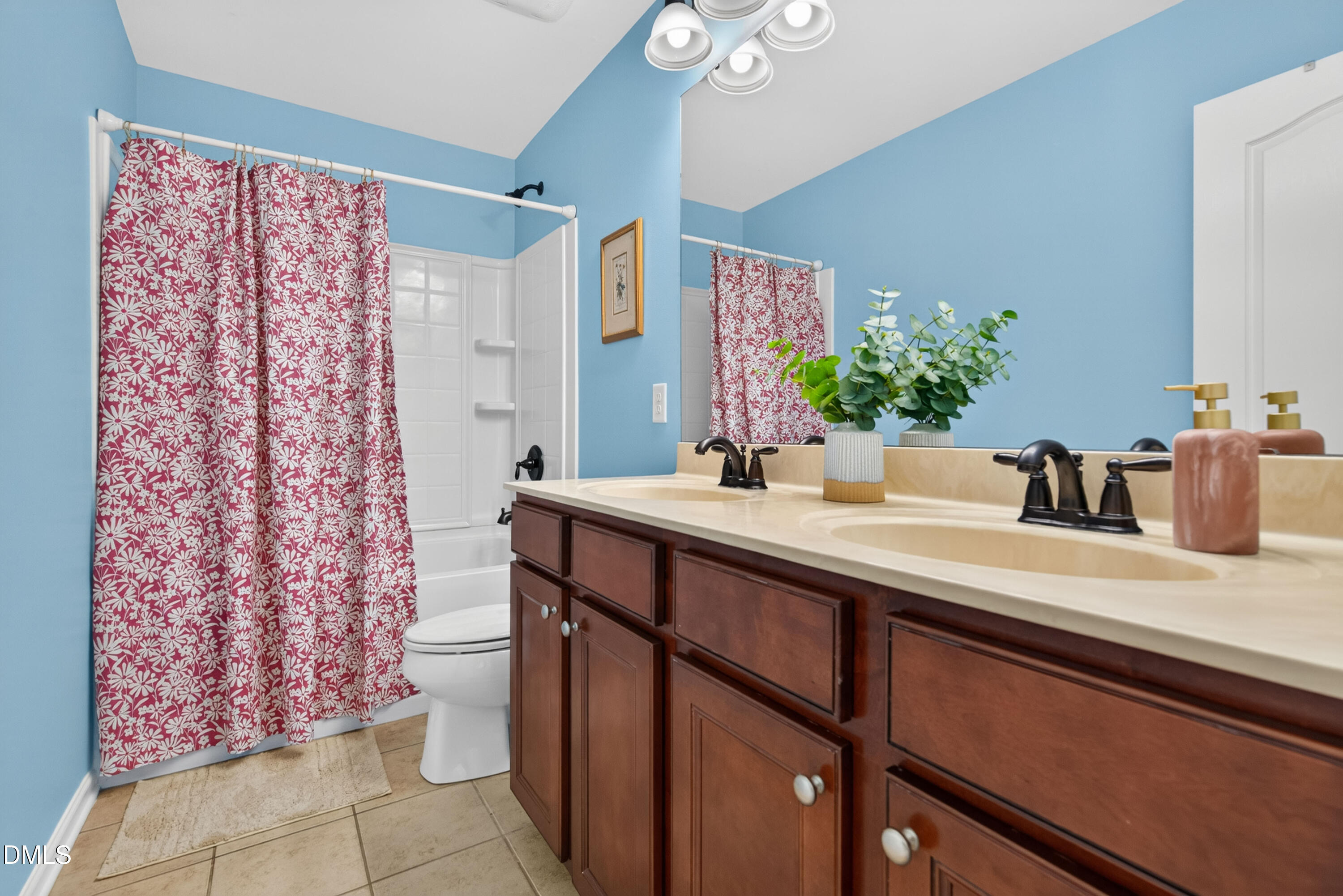 309 Capeside Avenue Property Photo 24