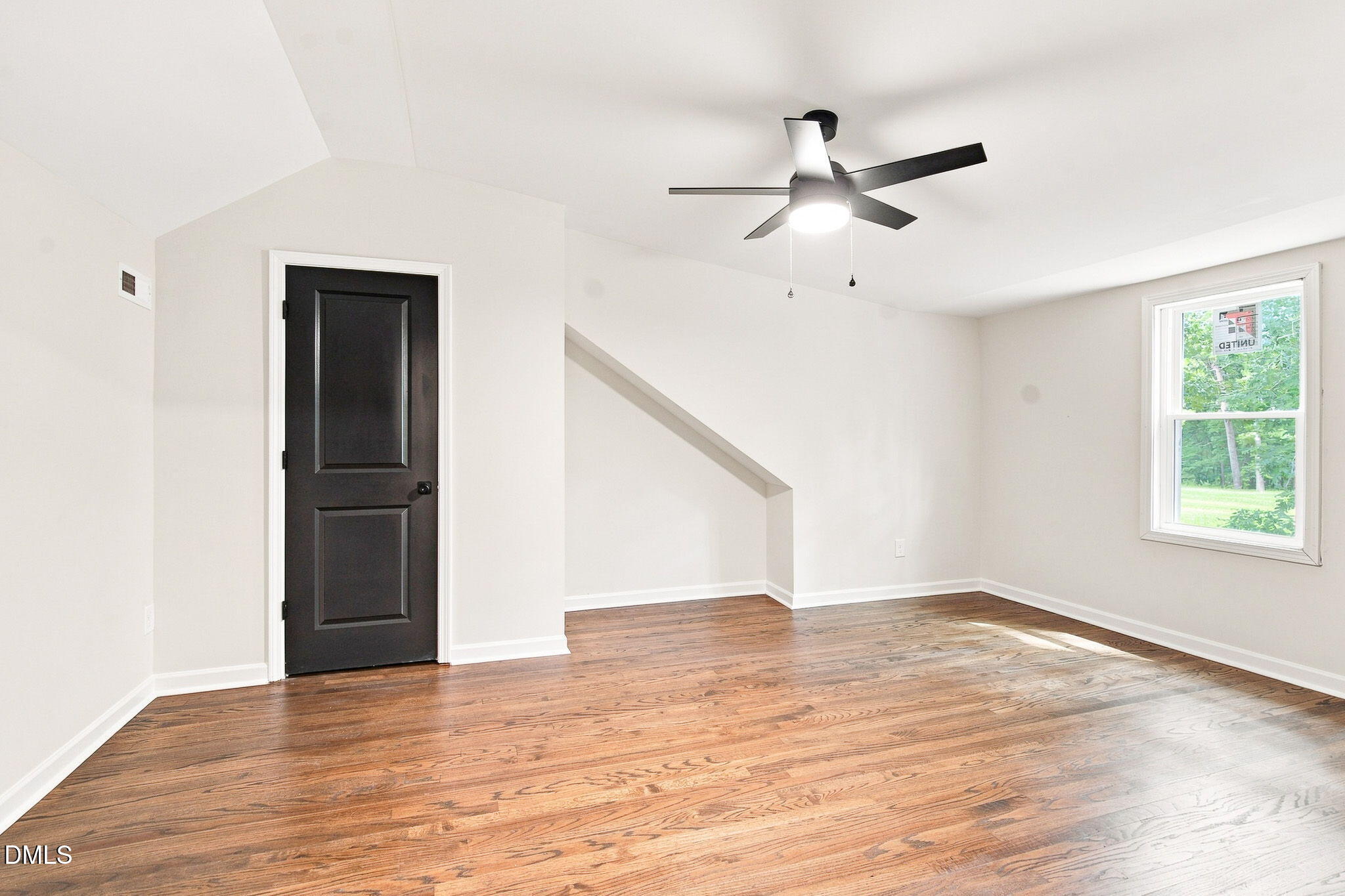 3734 E Lee Street Property Photo 20