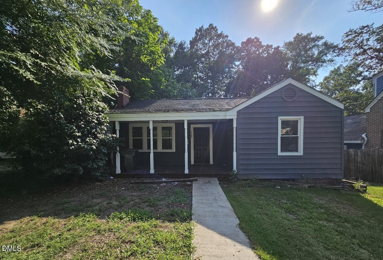 1705 Avondale Drive Property Photo 1