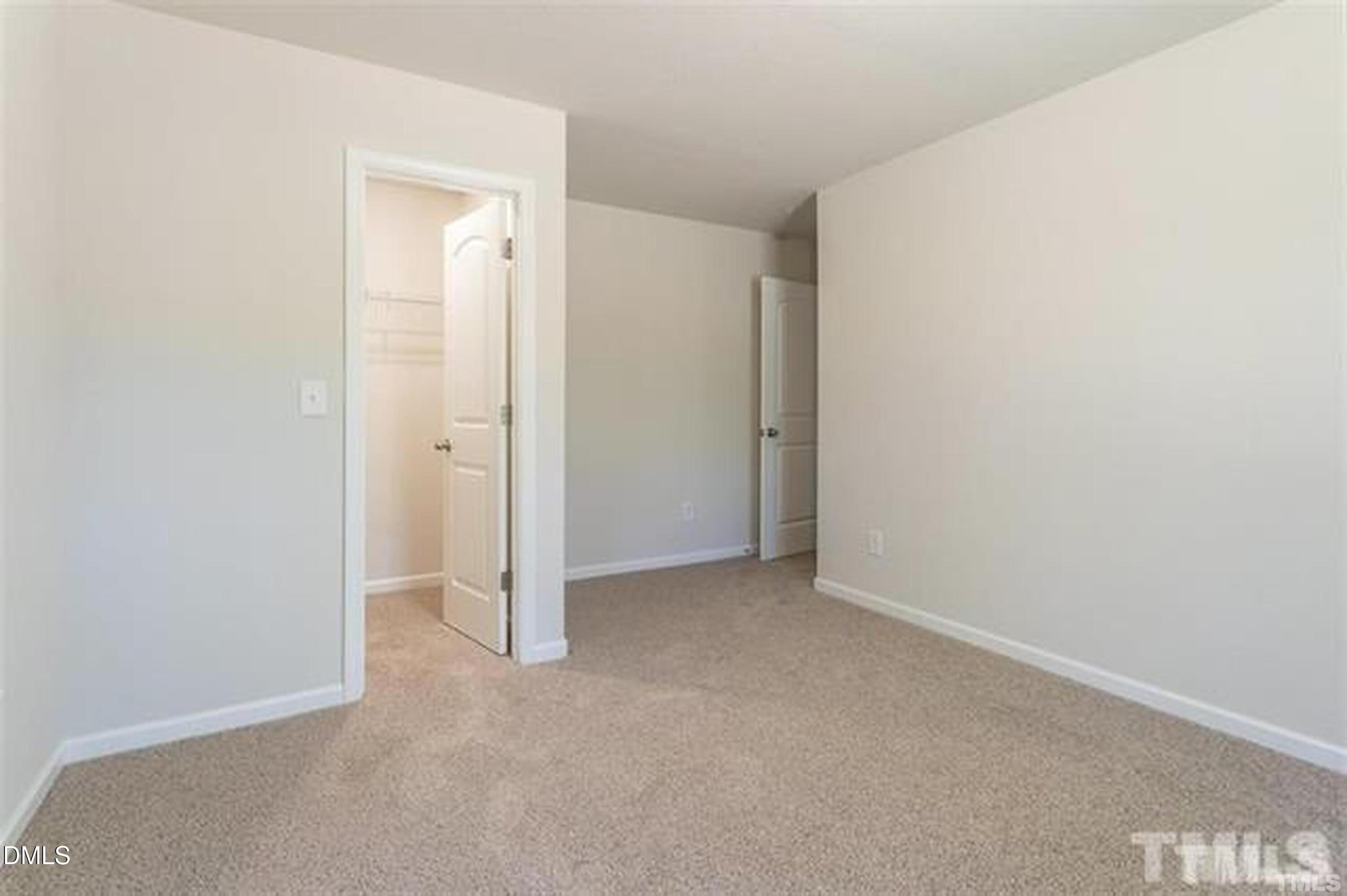 712 Howling Wind Drive Property Photo 15