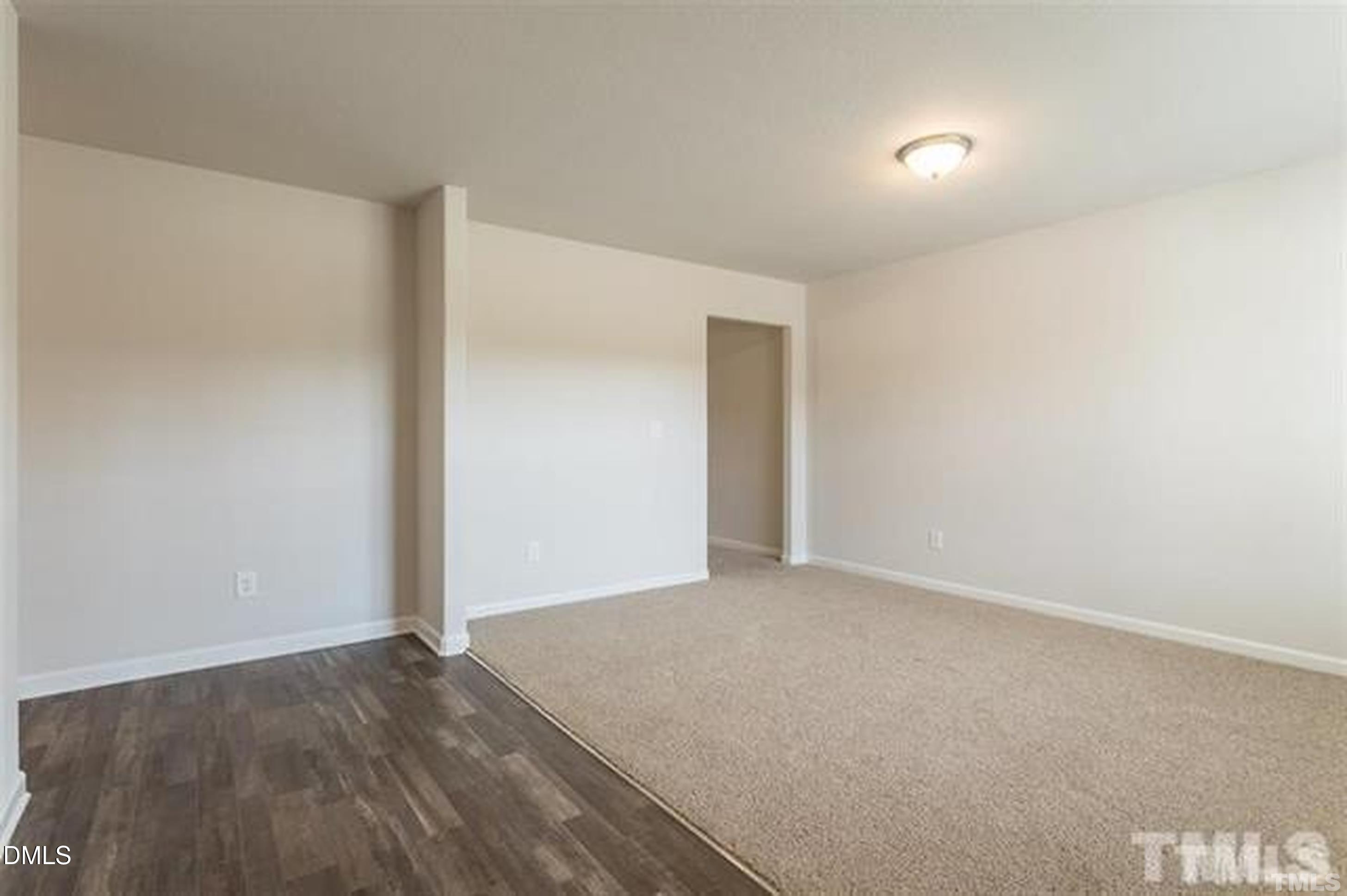 712 Howling Wind Drive Property Photo 16