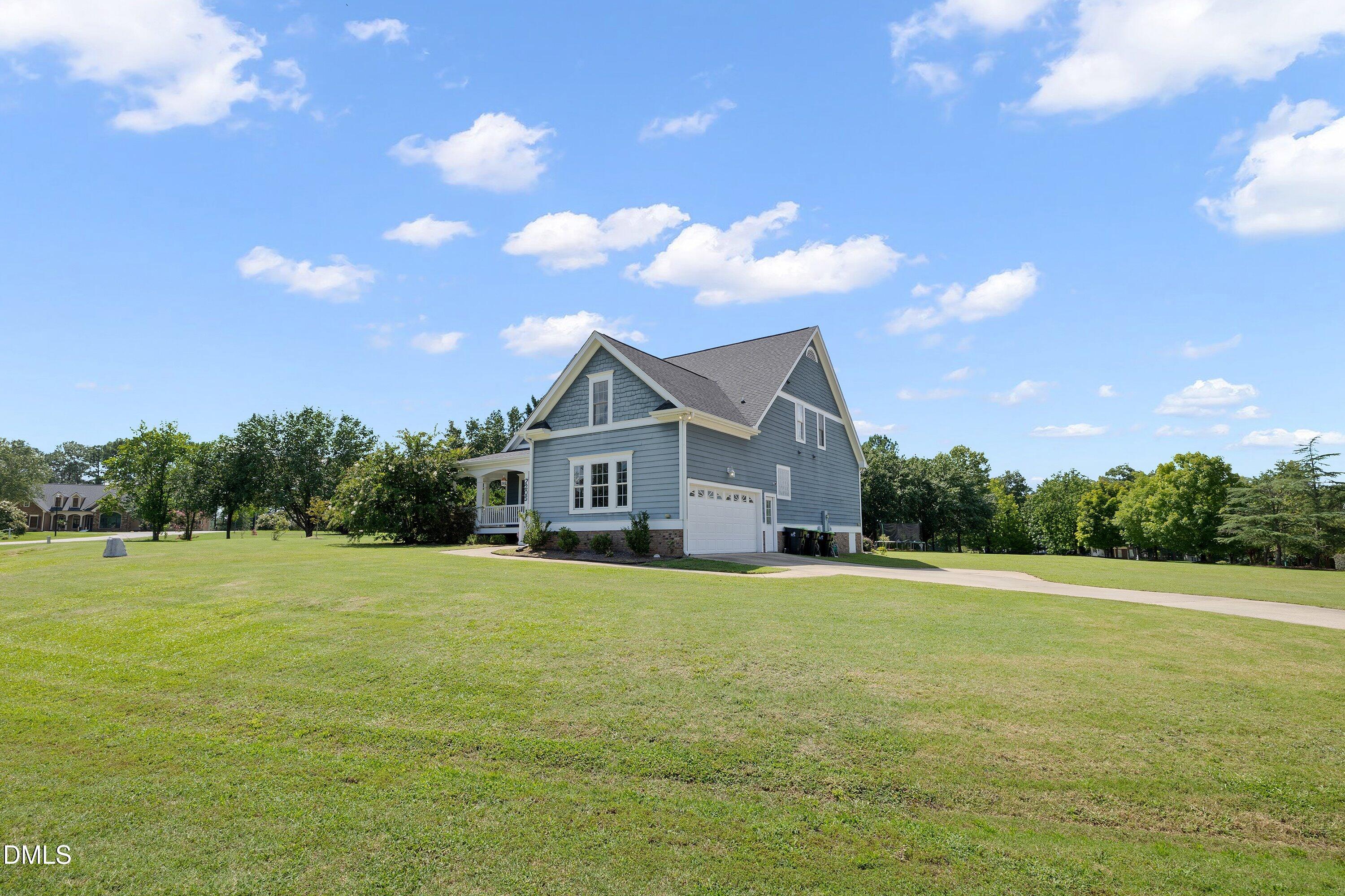 7205 Racerunner Court Property Photo 2