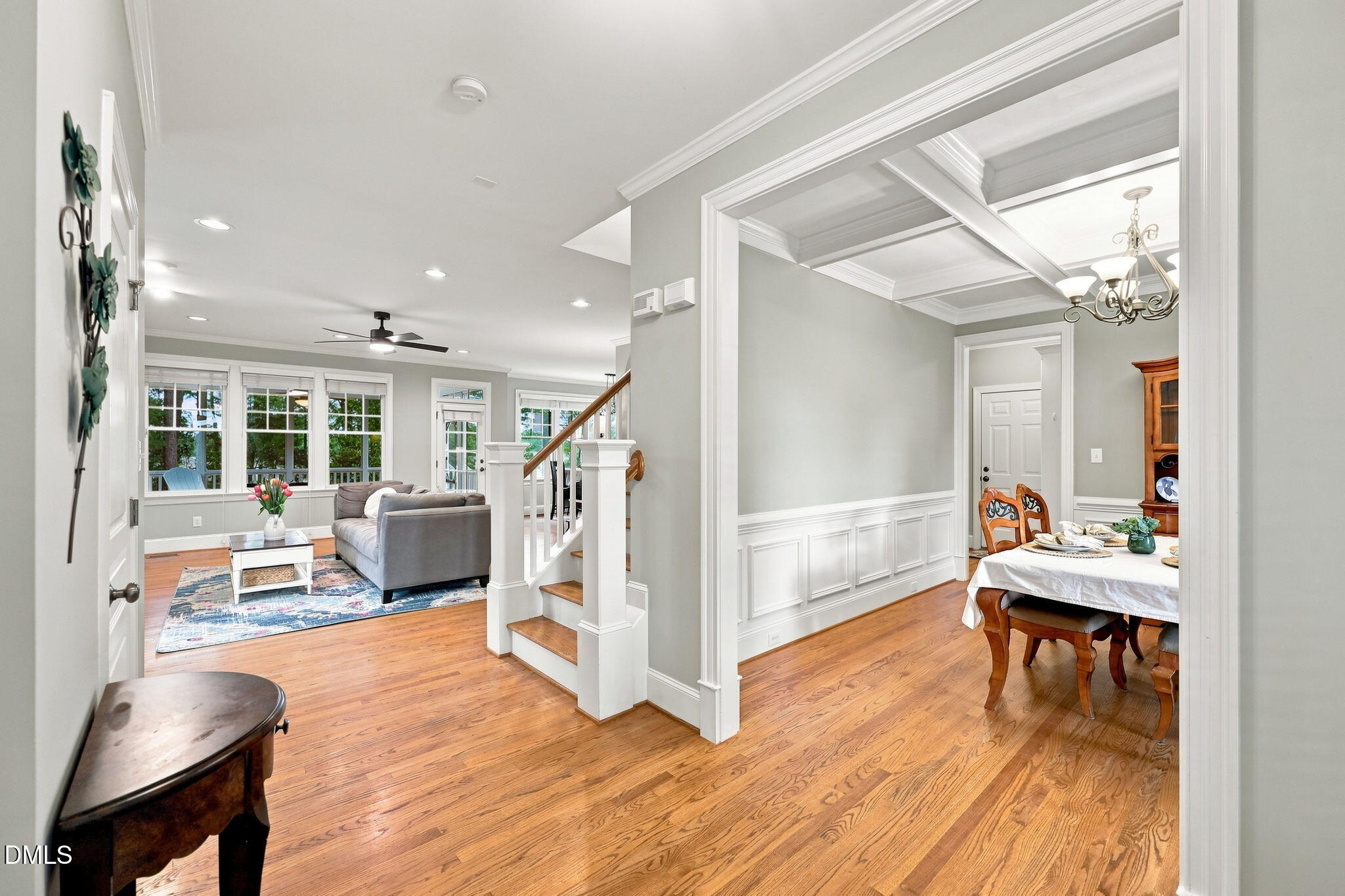 1817 Old College Circle Property Photo 12