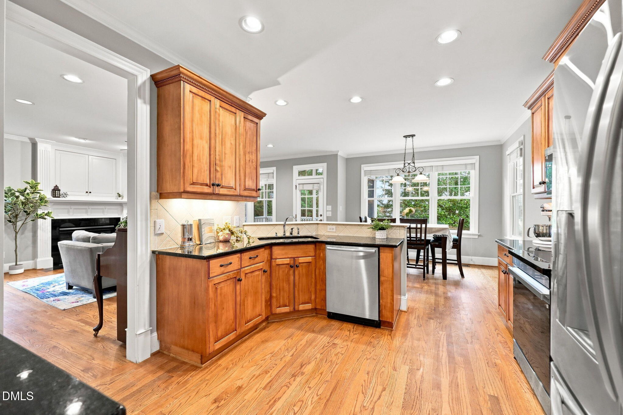 1817 Old College Circle Property Photo 18