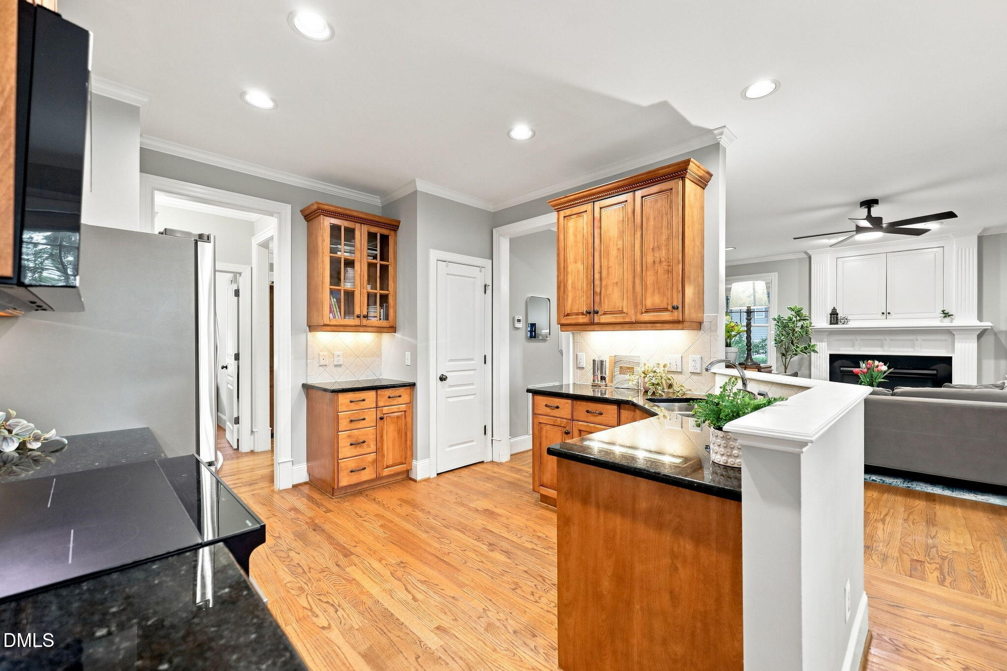 1817 Old College Circle Property Photo 21