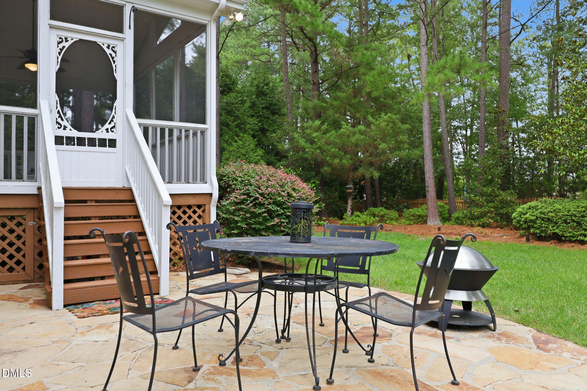 1817 Old College Circle Property Photo 41
