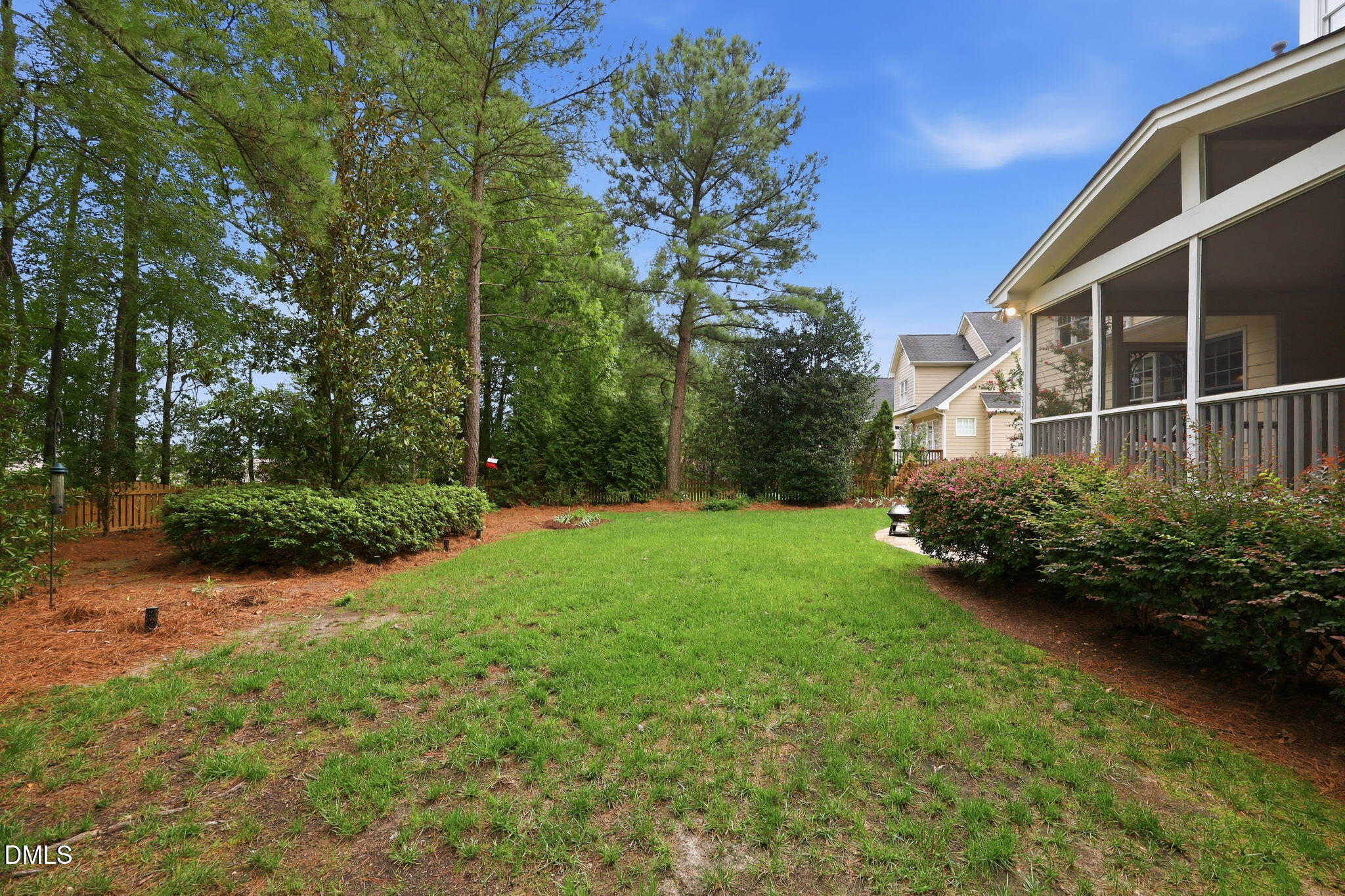 1817 Old College Circle Property Photo 45