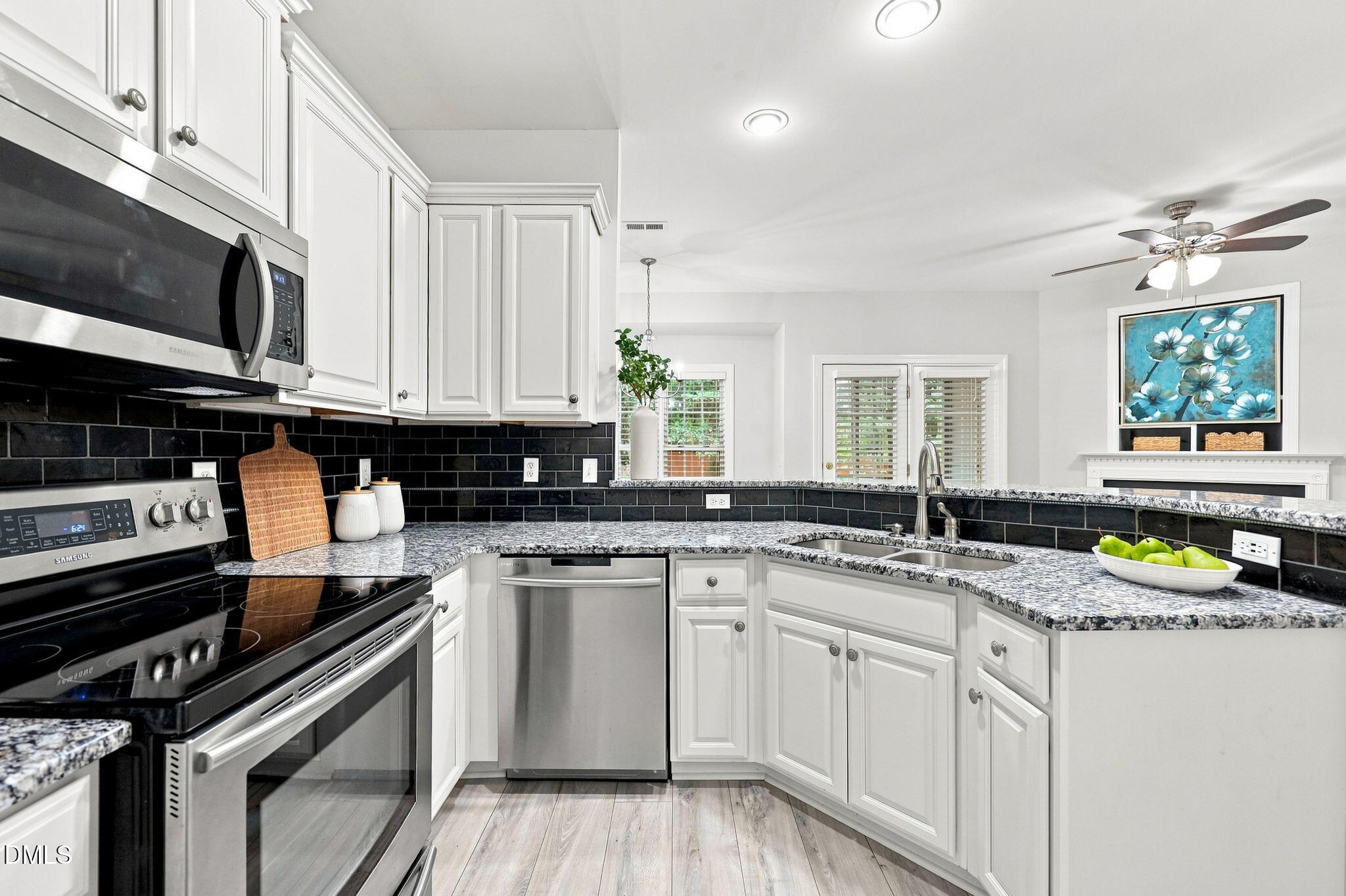 2639 Broad Oaks Place Property Photo 6