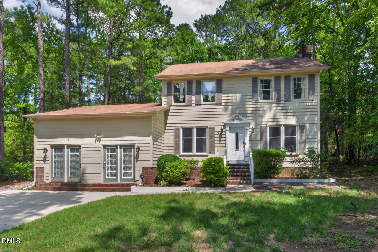 1904 Stadium Drive Property Photo 1