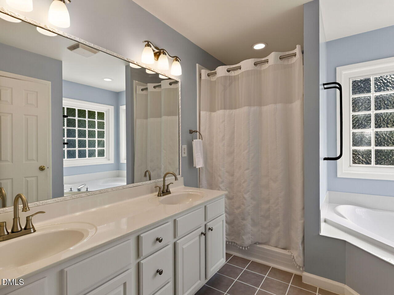 3220 Orchestra Court Property Photo 22